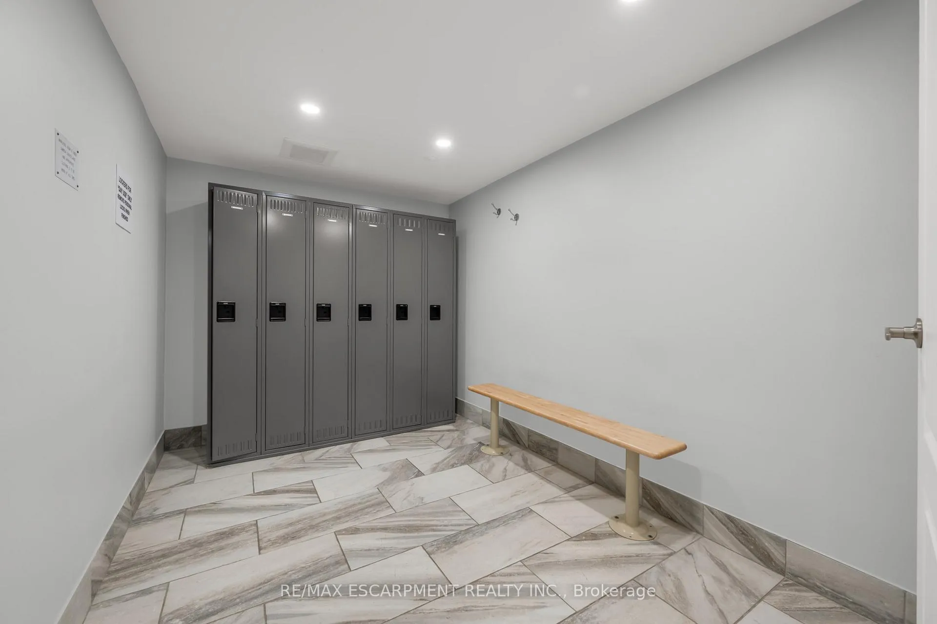 Photo 38 of Unit 211, 500 Green Road, Hamilton, Lakeshore — HOMEH