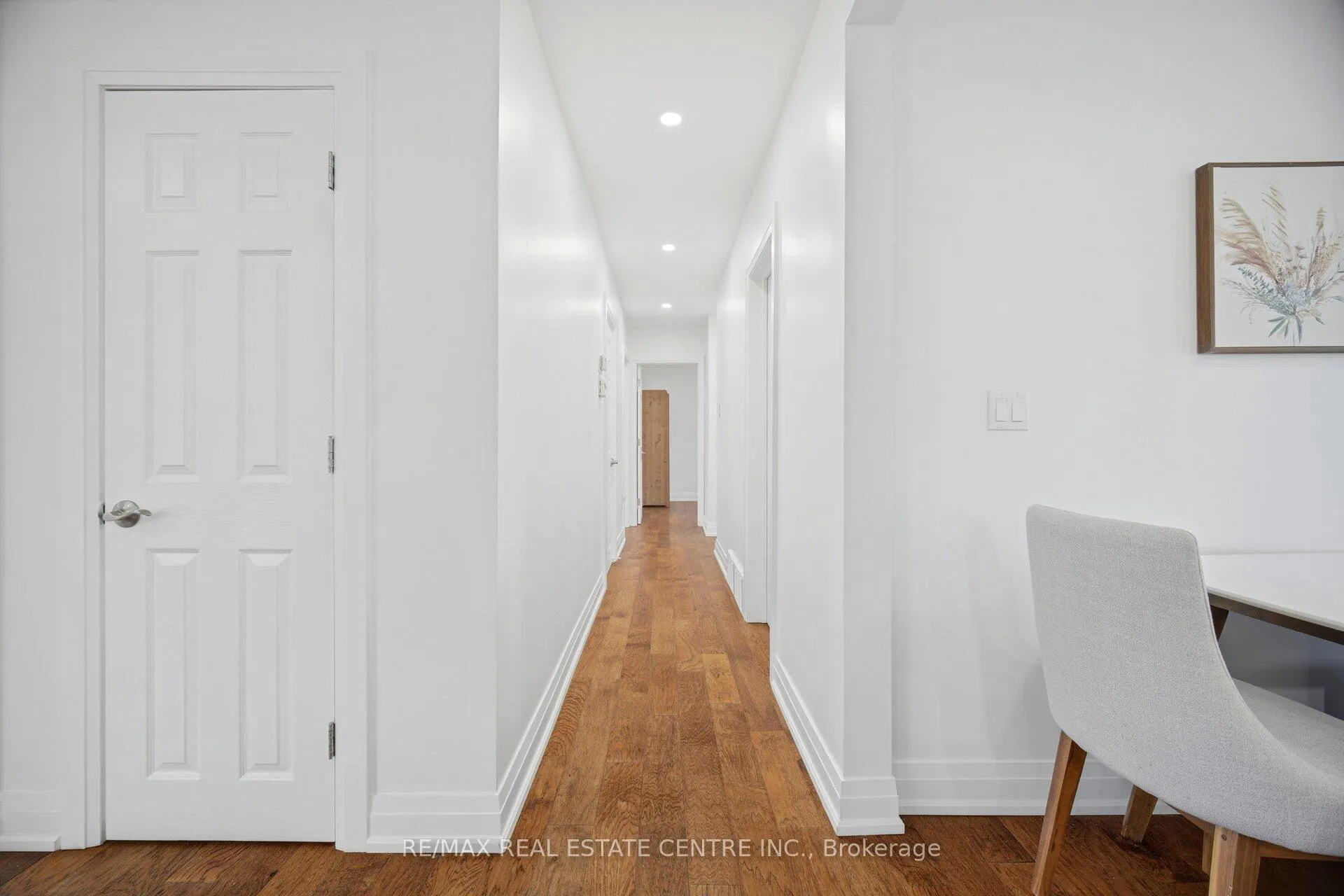Photo 20 of 1376 Royal Drive, Burlington, Mountainside — HOMEH