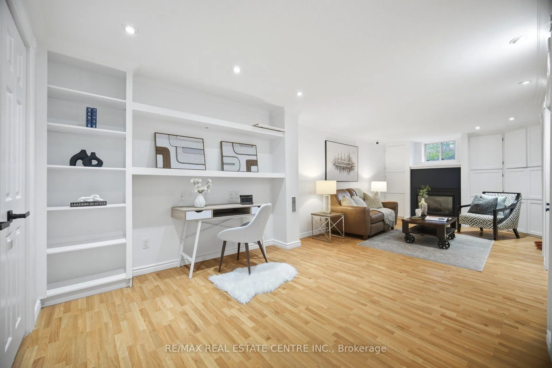 Photo 32 of 1376 Royal Drive, Burlington, Mountainside — HOMEH