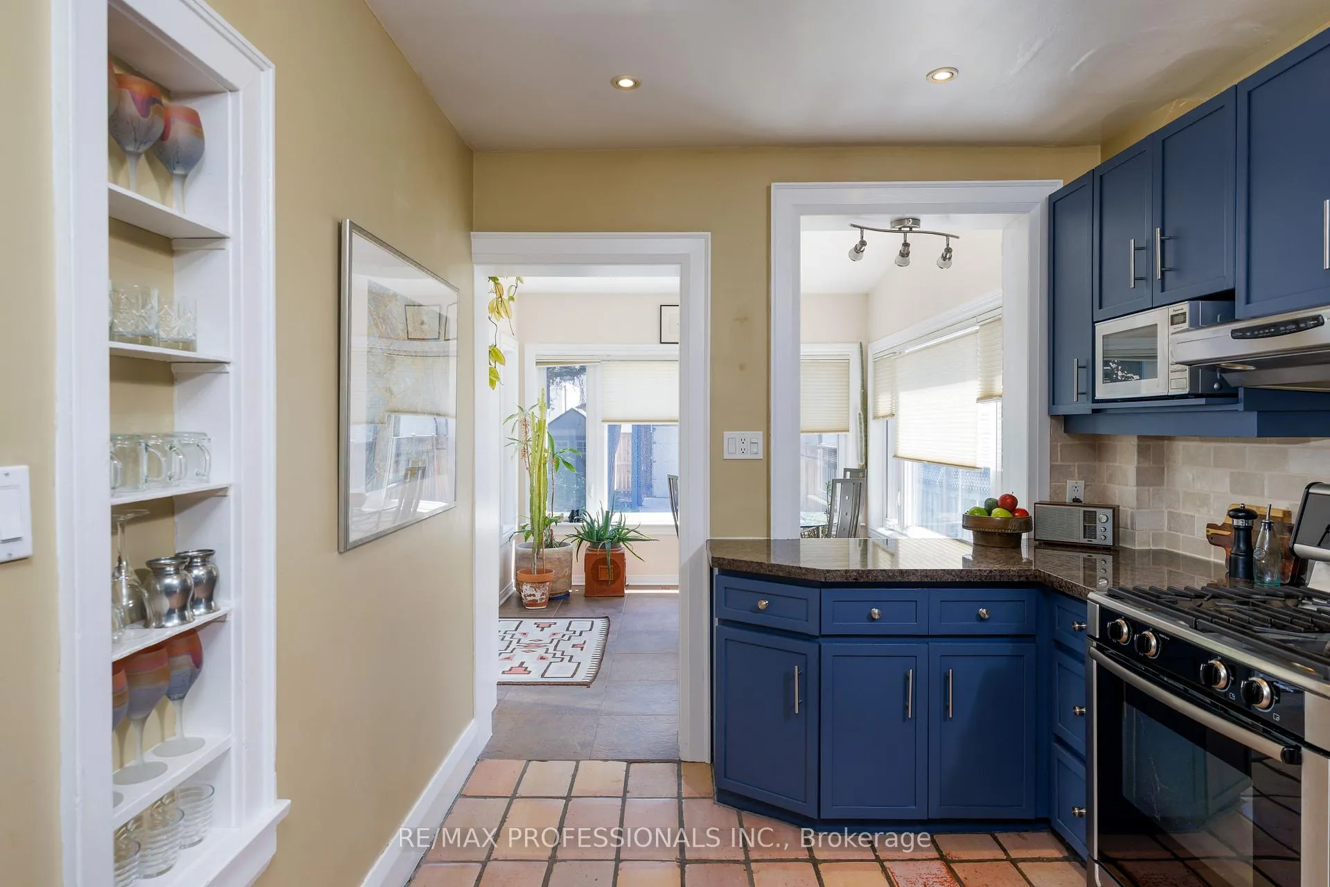 Photo 15 of 217 Humbercrest Boulevard, Toronto, Runnymede-Bloor West Village — HOMEH