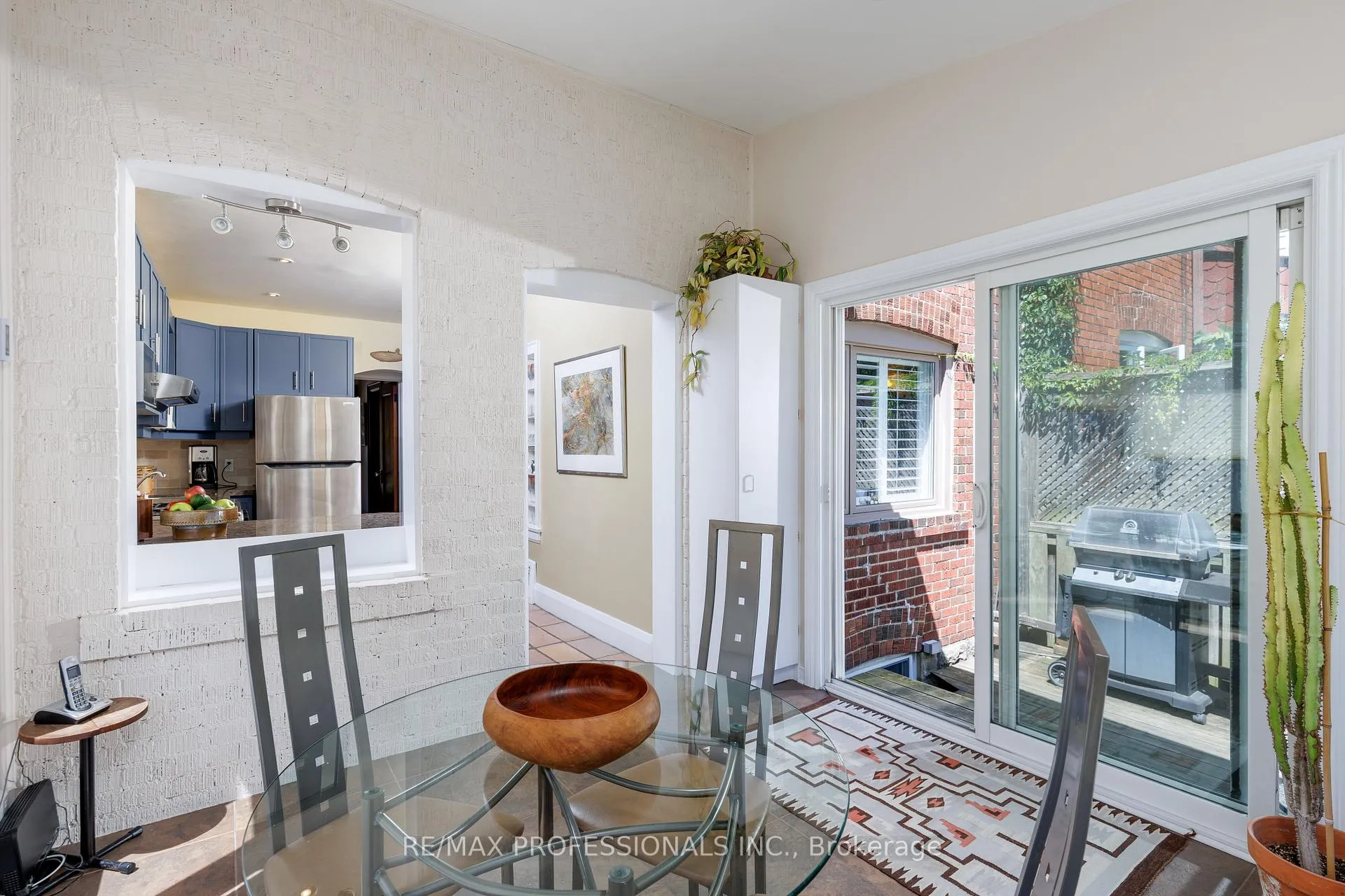 Photo 16 of 217 Humbercrest Boulevard, Toronto, Runnymede-Bloor West Village — HOMEH