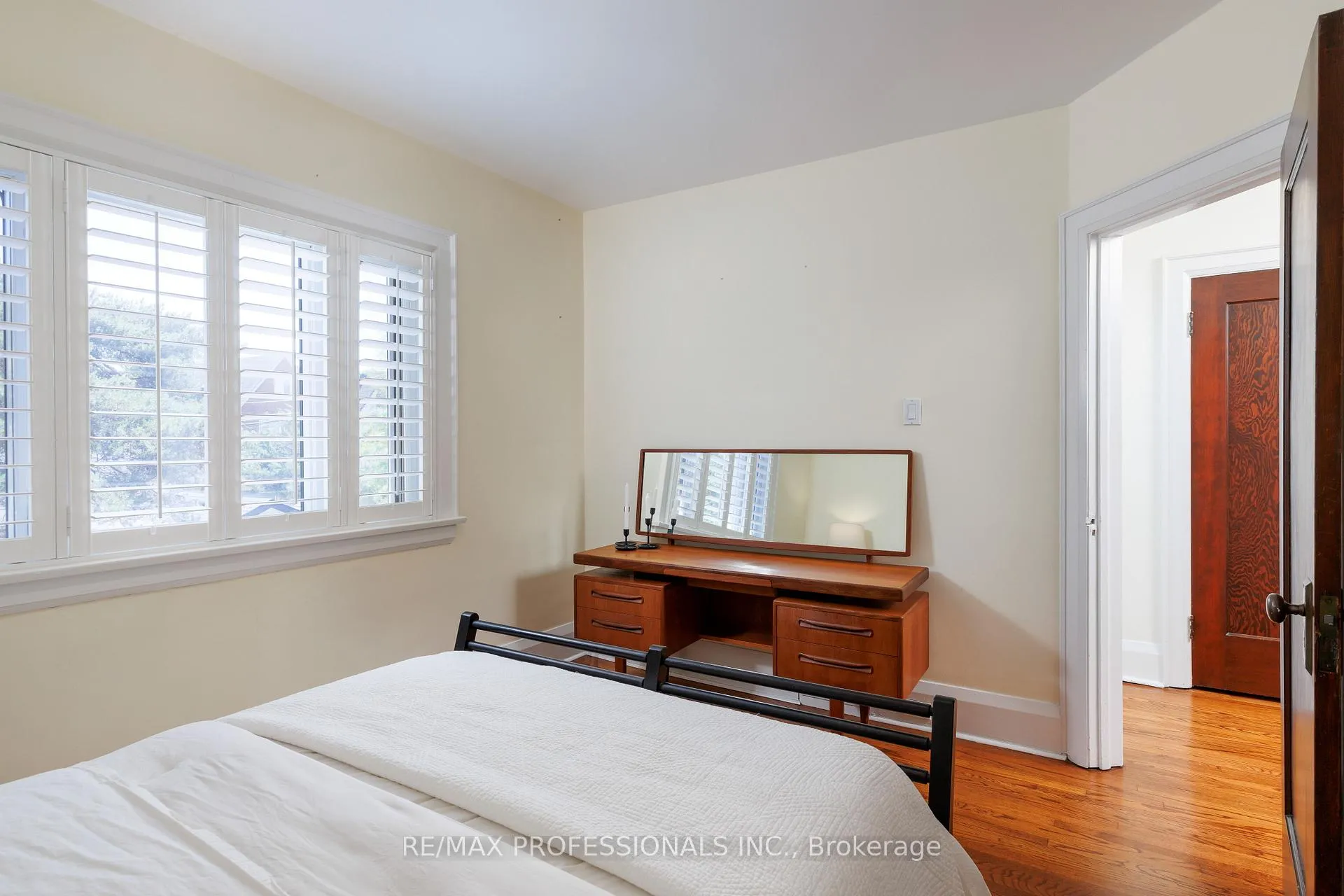 Photo 30 of 217 Humbercrest Boulevard, Toronto, Runnymede-Bloor West Village — HOMEH