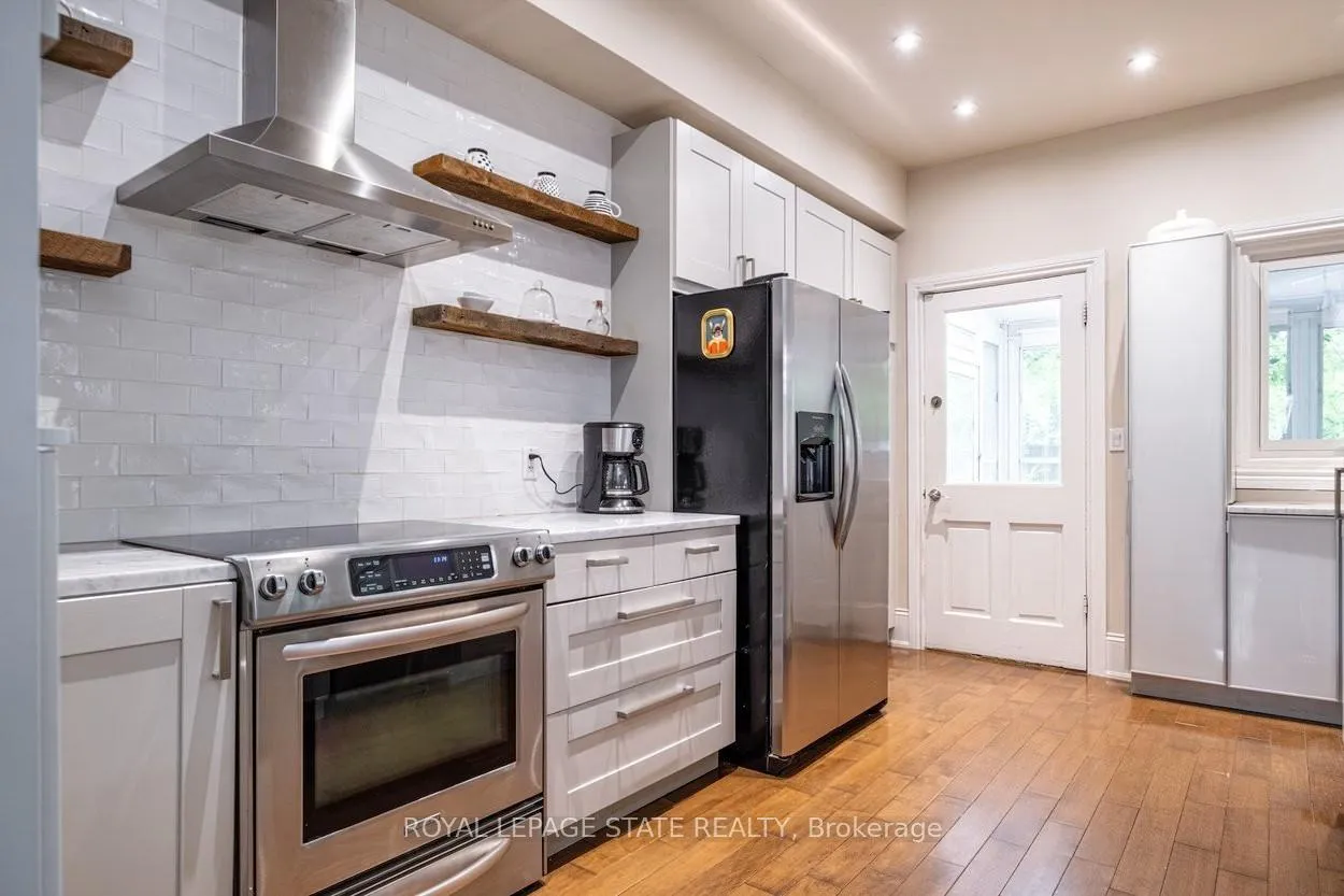 Photo 12 of 10 Beulah Avenue, Hamilton, Kirkendall — HOMEH