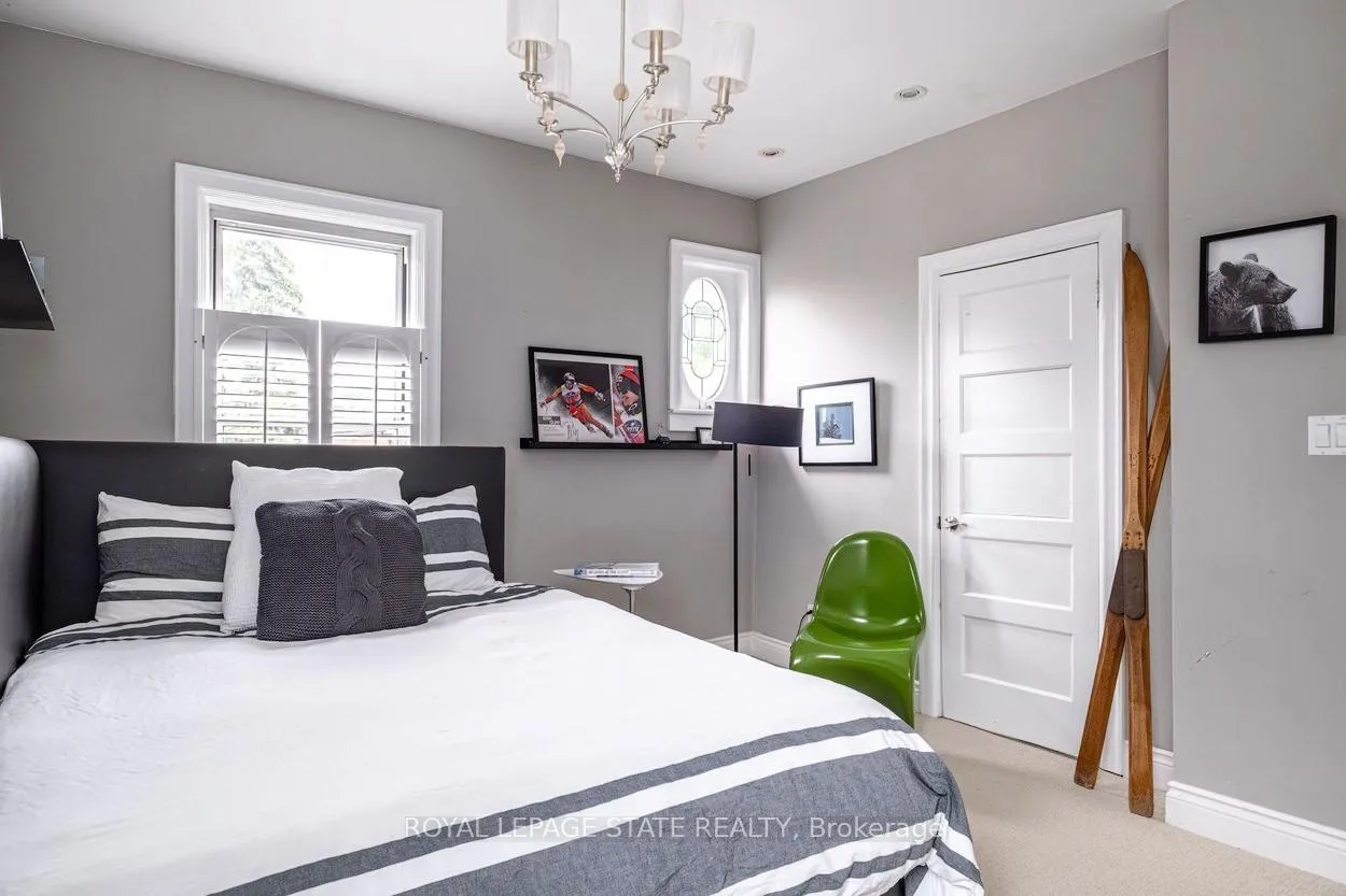 Photo 21 of 10 Beulah Avenue, Hamilton, Kirkendall — HOMEH