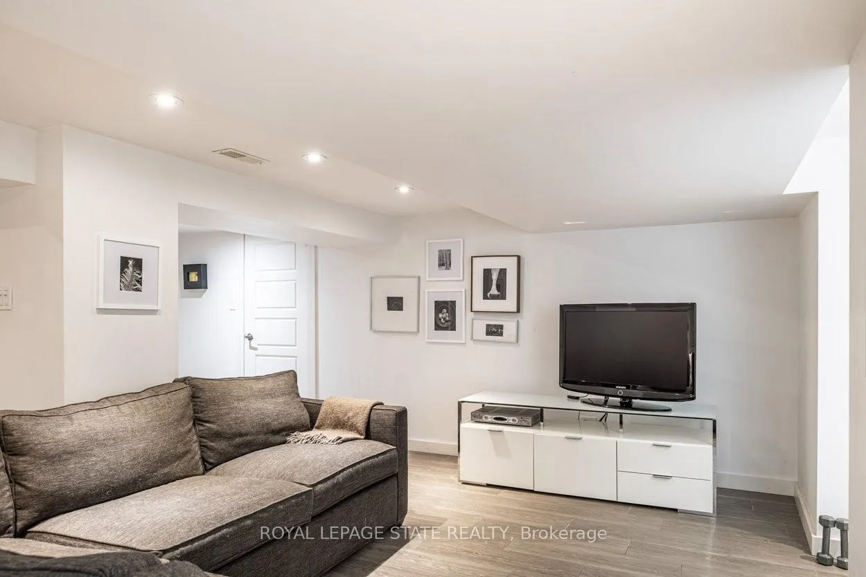 Photo 33 of 10 Beulah Avenue, Hamilton, Kirkendall — HOMEH