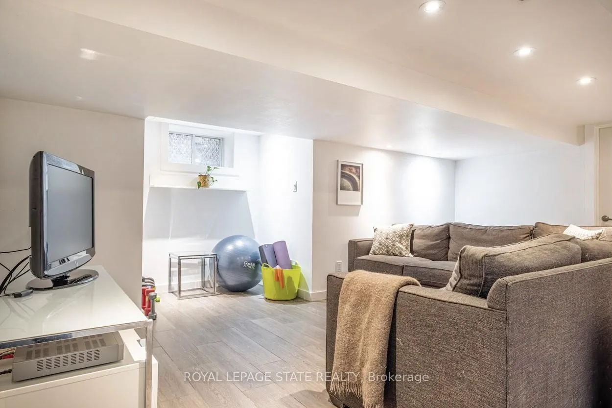 Photo 35 of 10 Beulah Avenue, Hamilton, Kirkendall — HOMEH