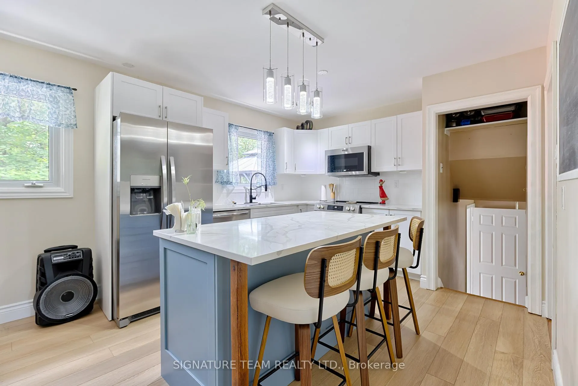 Photo 8 of 26 Parkdale Avenue, Deep River, Deep River — HOMEH