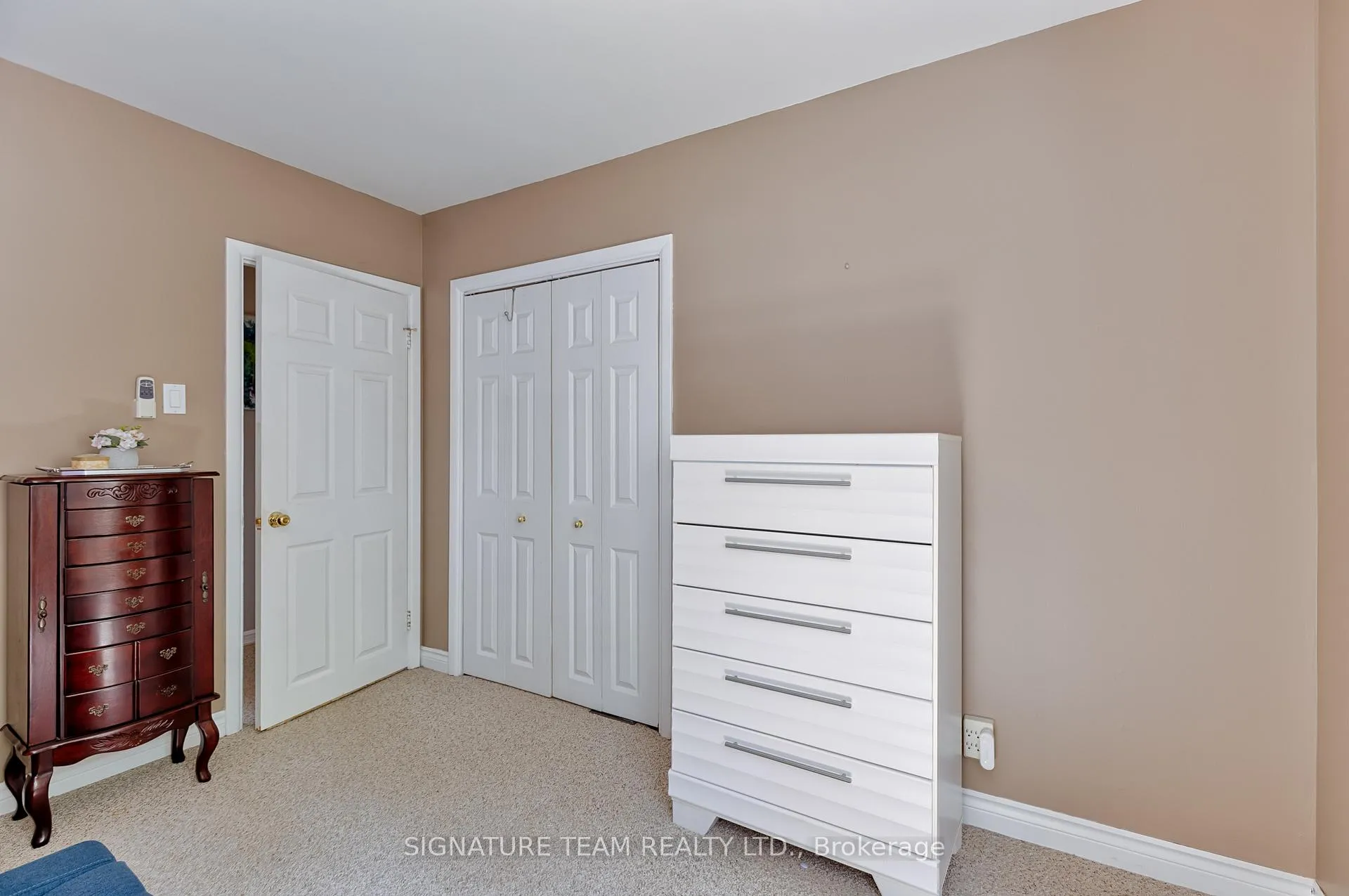 Photo 21 of 26 Parkdale Avenue, Deep River, Deep River — HOMEH