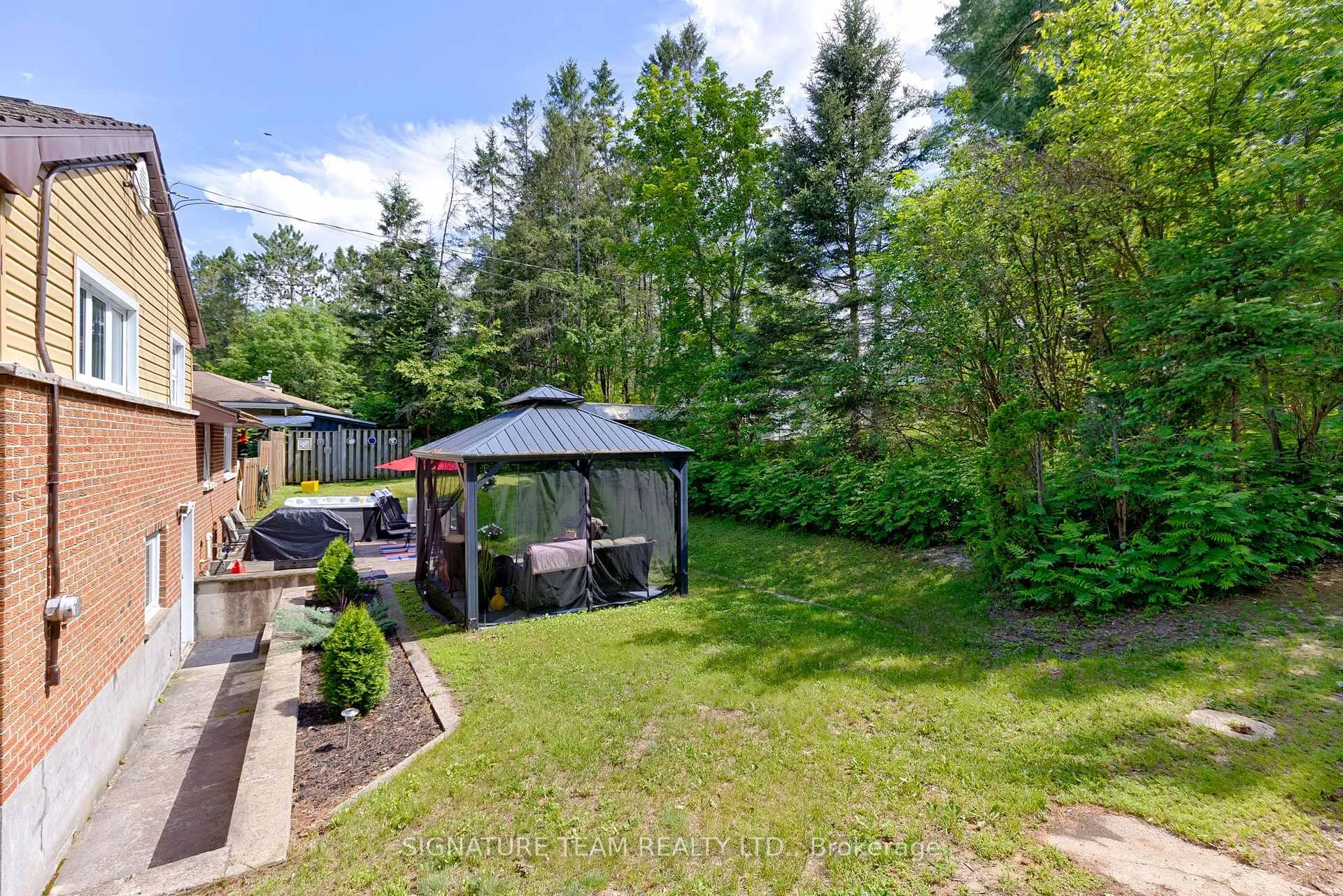 Photo 32 of 26 Parkdale Avenue, Deep River, Deep River — HOMEH