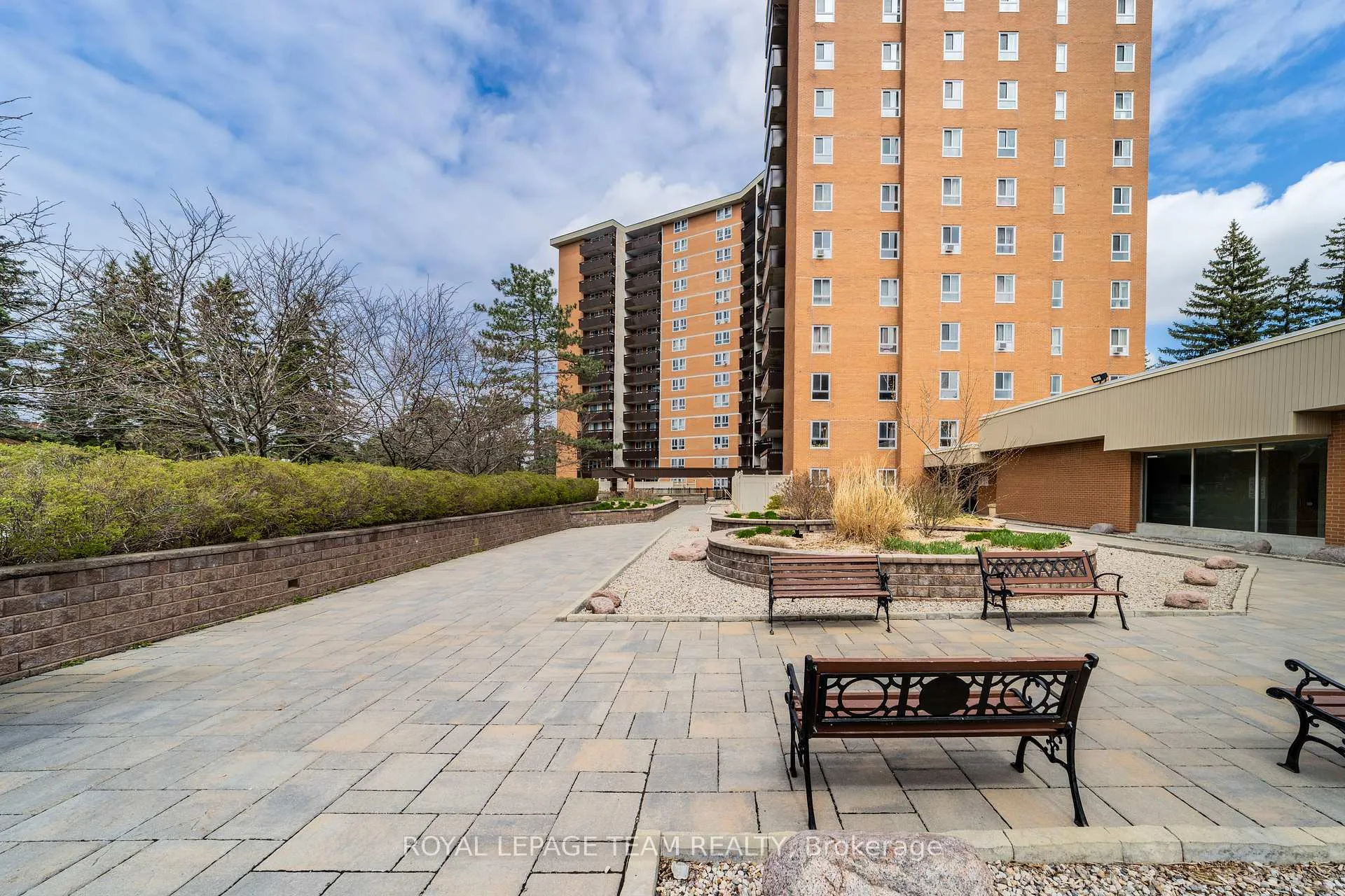 Photo 17 of Unit 313, 2020 Jasmine Crescent, Ottawa, Beacon Hill South — HOMEH
