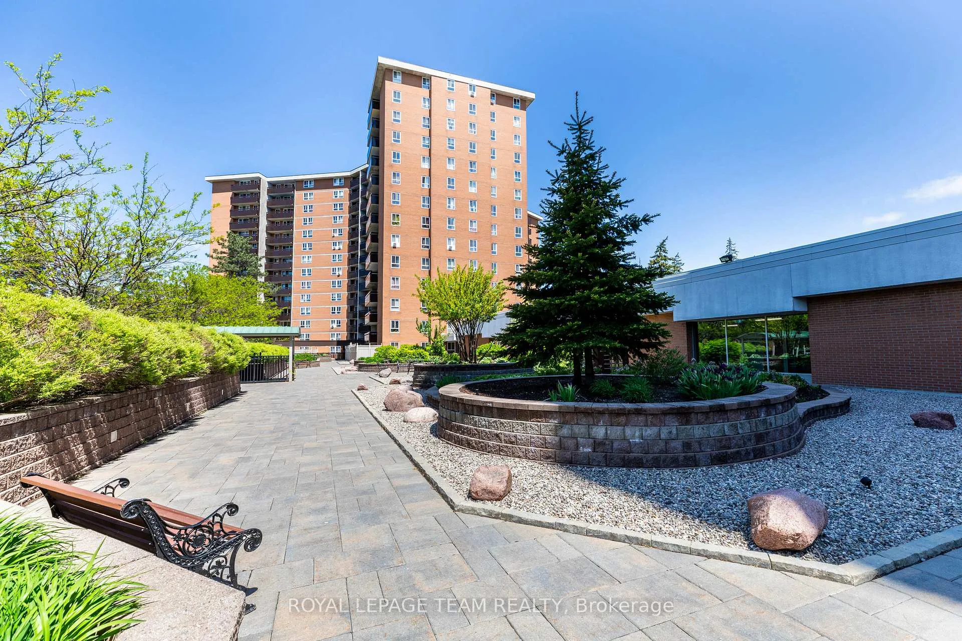 Photo 18 of Unit 313, 2020 Jasmine Crescent, Ottawa, Beacon Hill South — HOMEH