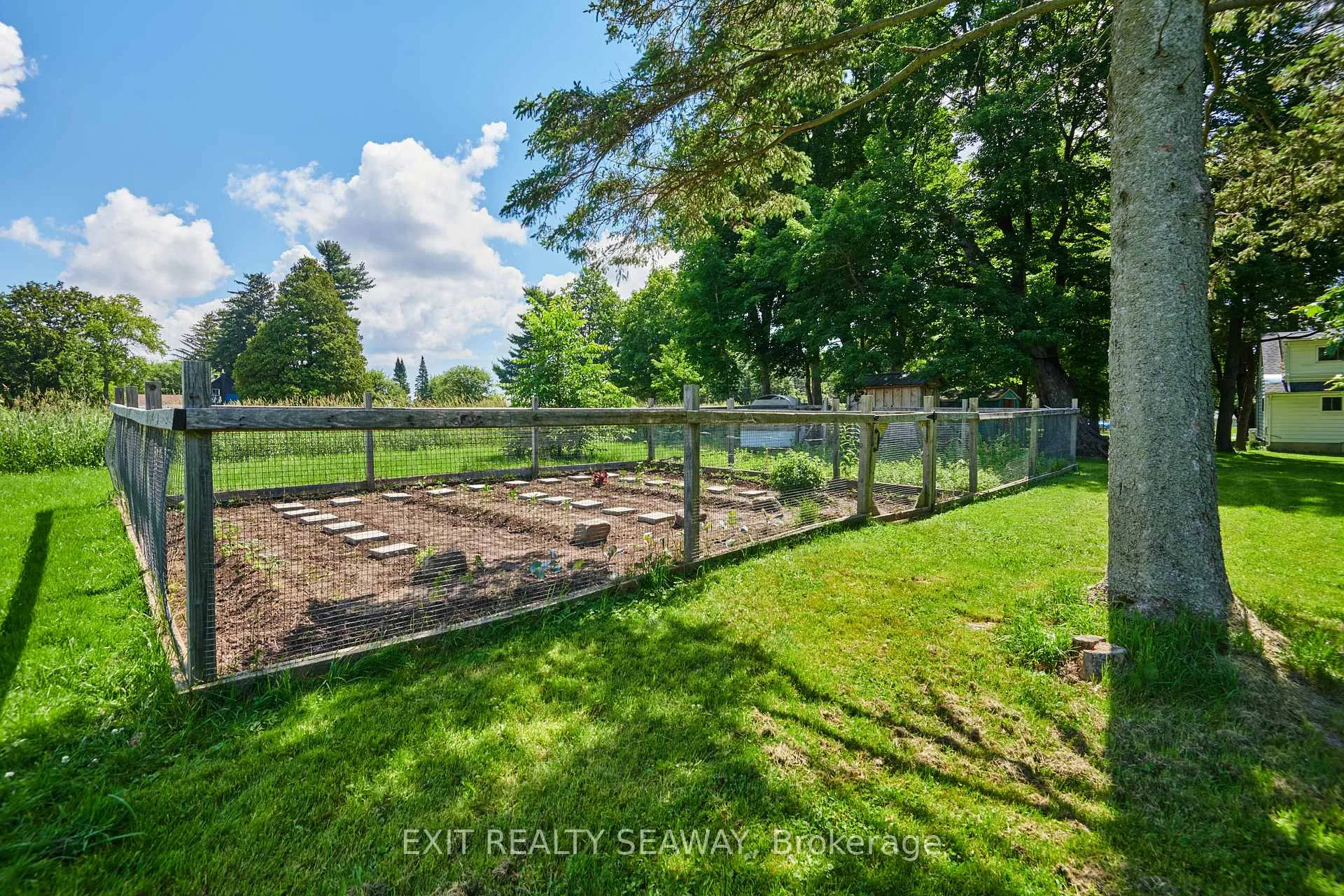 Photo 41 of 20199 County Rd 2, South Glengarry, South Glengarry (Charlottenburgh) Twp — HOMEH