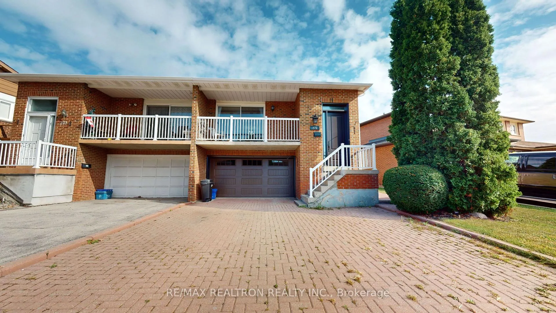 Photo 2 of 275 Aberdeen Avenue, Vaughan, East Woodbridge — HOMEH