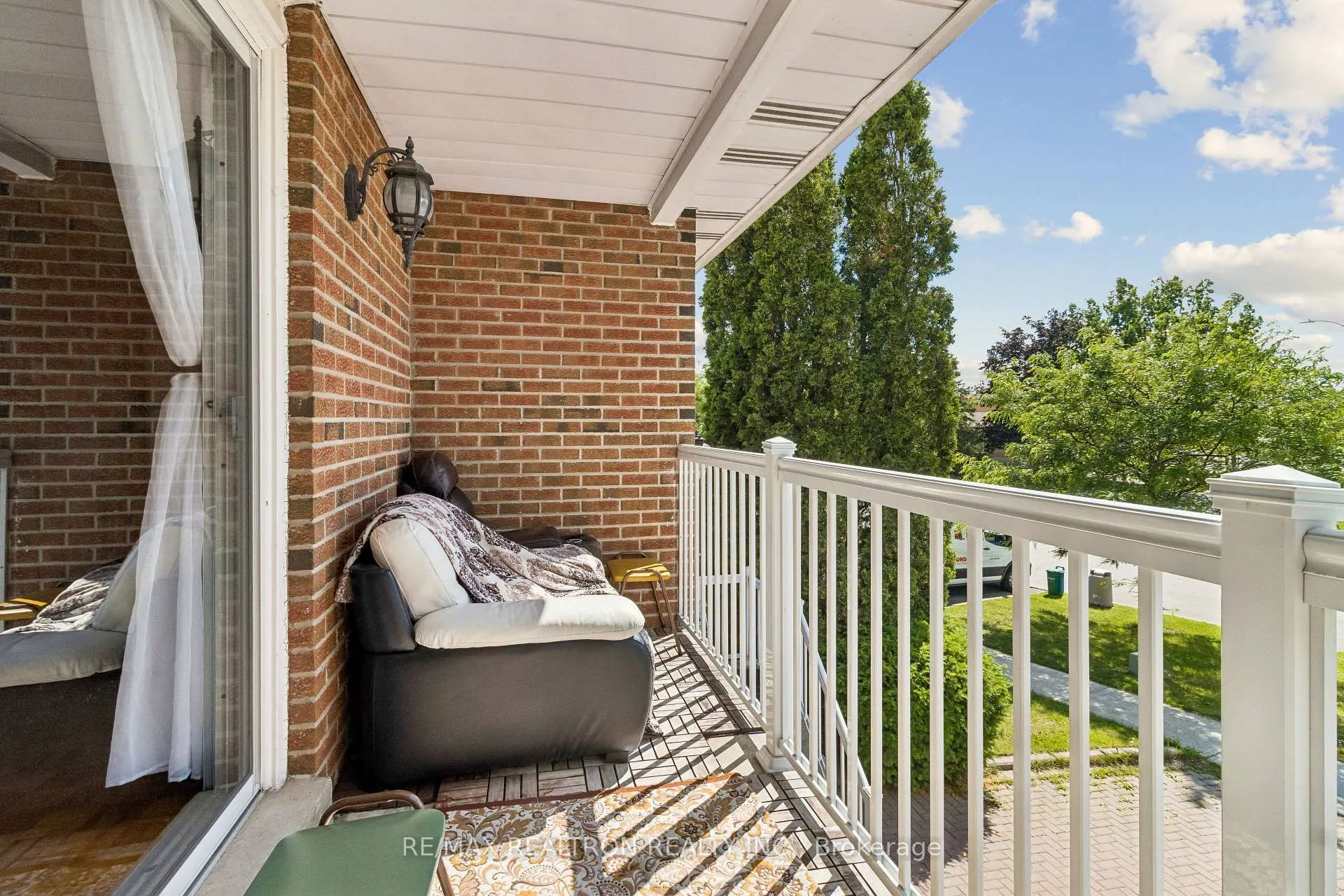 Photo 31 of 275 Aberdeen Avenue, Vaughan, East Woodbridge — HOMEH