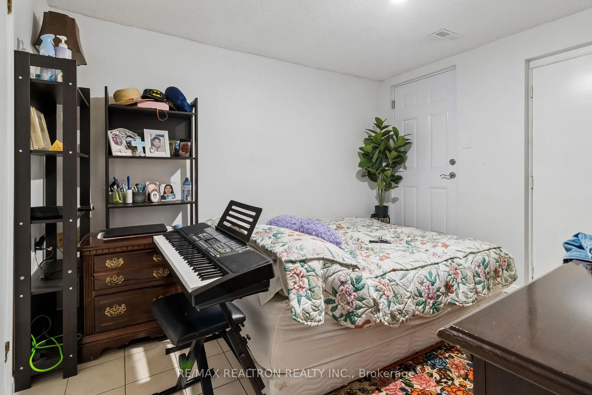 Photo 41 of 275 Aberdeen Avenue, Vaughan, East Woodbridge — HOMEH