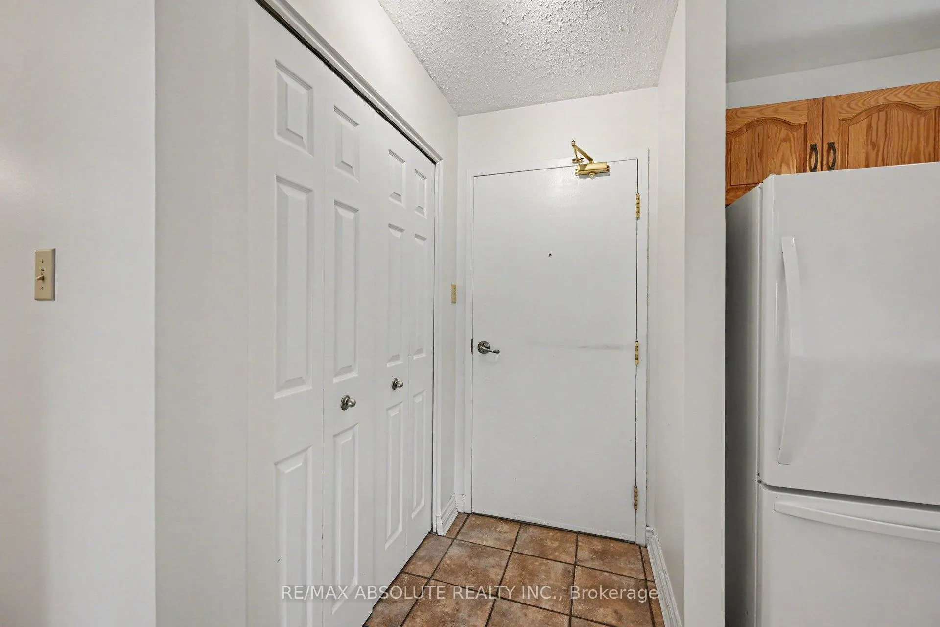 Photo 3 of Unit 303, 61 Jack Crescent, Arnprior, Arnprior — HOMEH