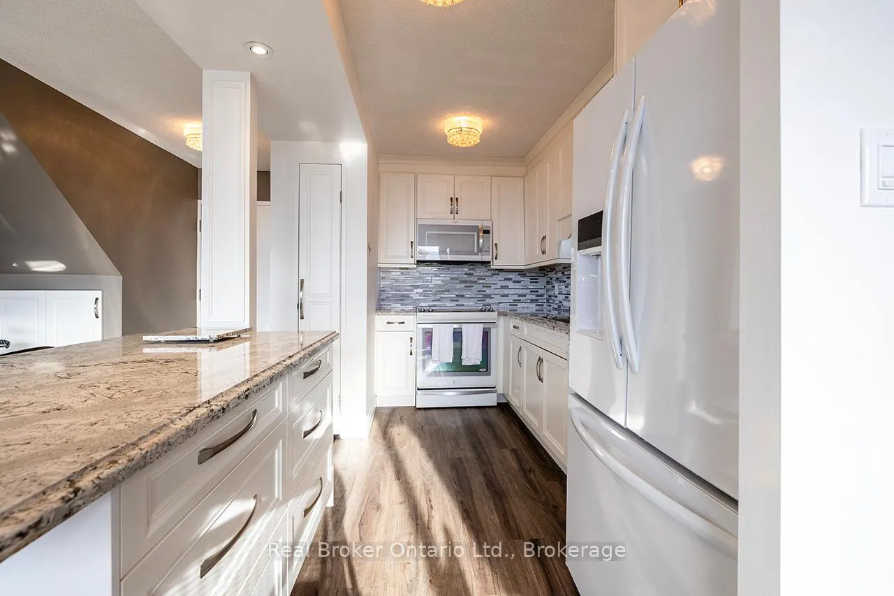Photo 6 of Unit 623, 50 Richmond Street E, Oshawa, O'Neill — HOMEH
