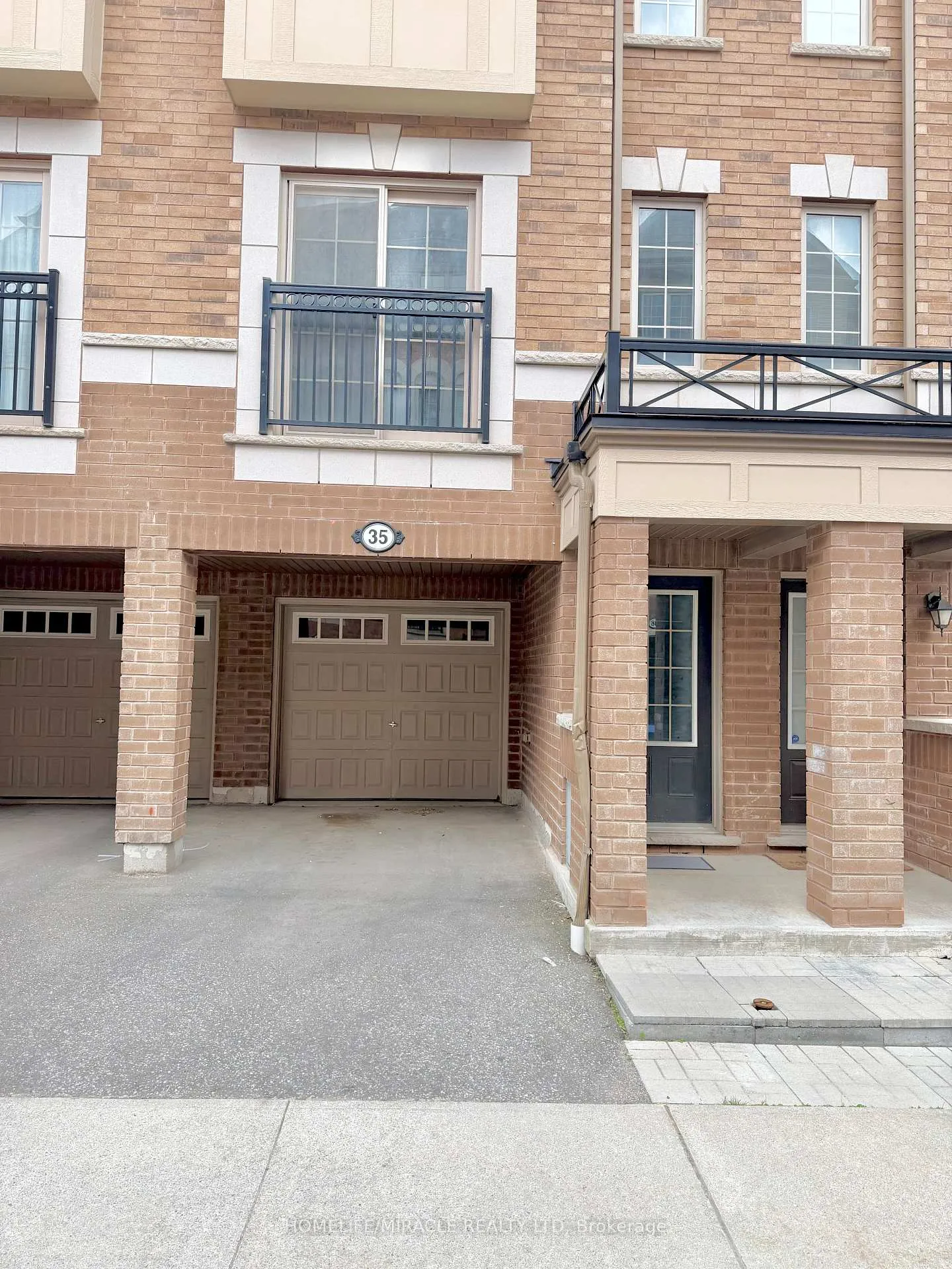 Photo 1 of Unit 265, 35 Glenstal Path, Oshawa, Windfields — HOMEH
