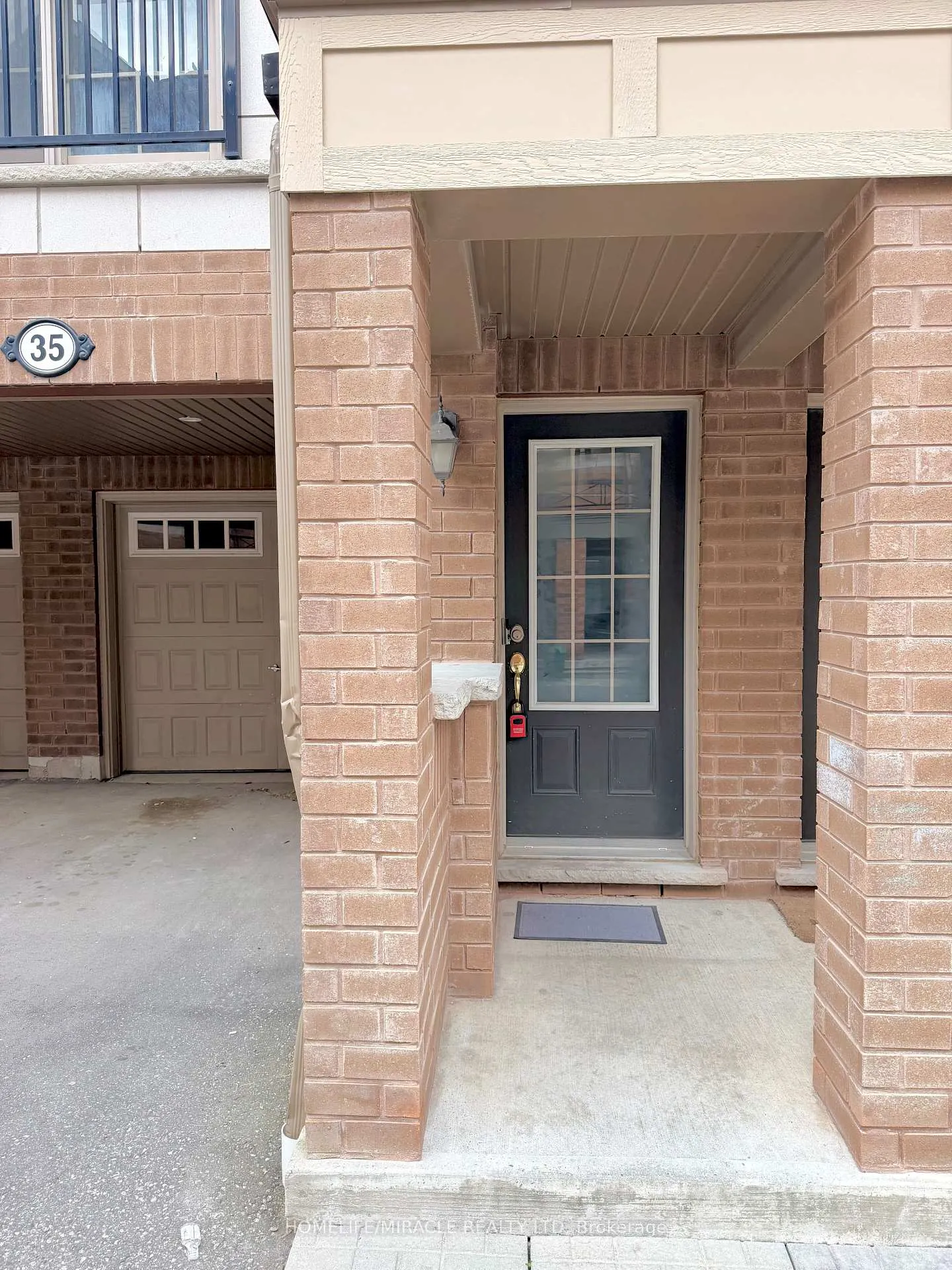 Photo 2 of Unit 265, 35 Glenstal Path, Oshawa, Windfields — HOMEH