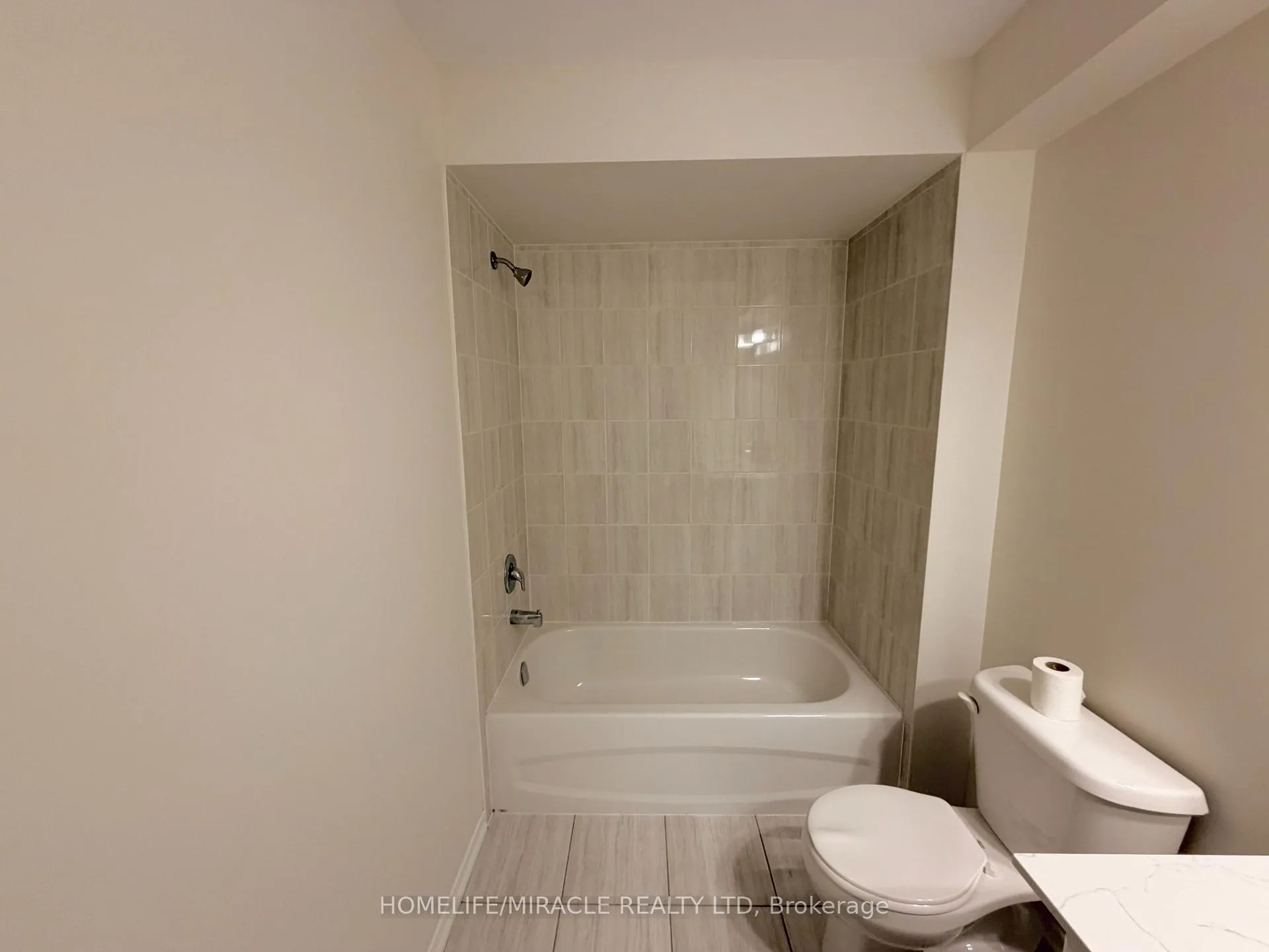 Photo 14 of Unit 265, 35 Glenstal Path, Oshawa, Windfields — HOMEH