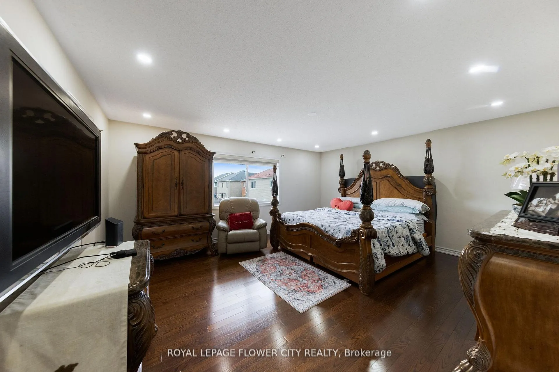 Photo 31 of 889 O' Reilly Crescent, Shelburne — HOMEH