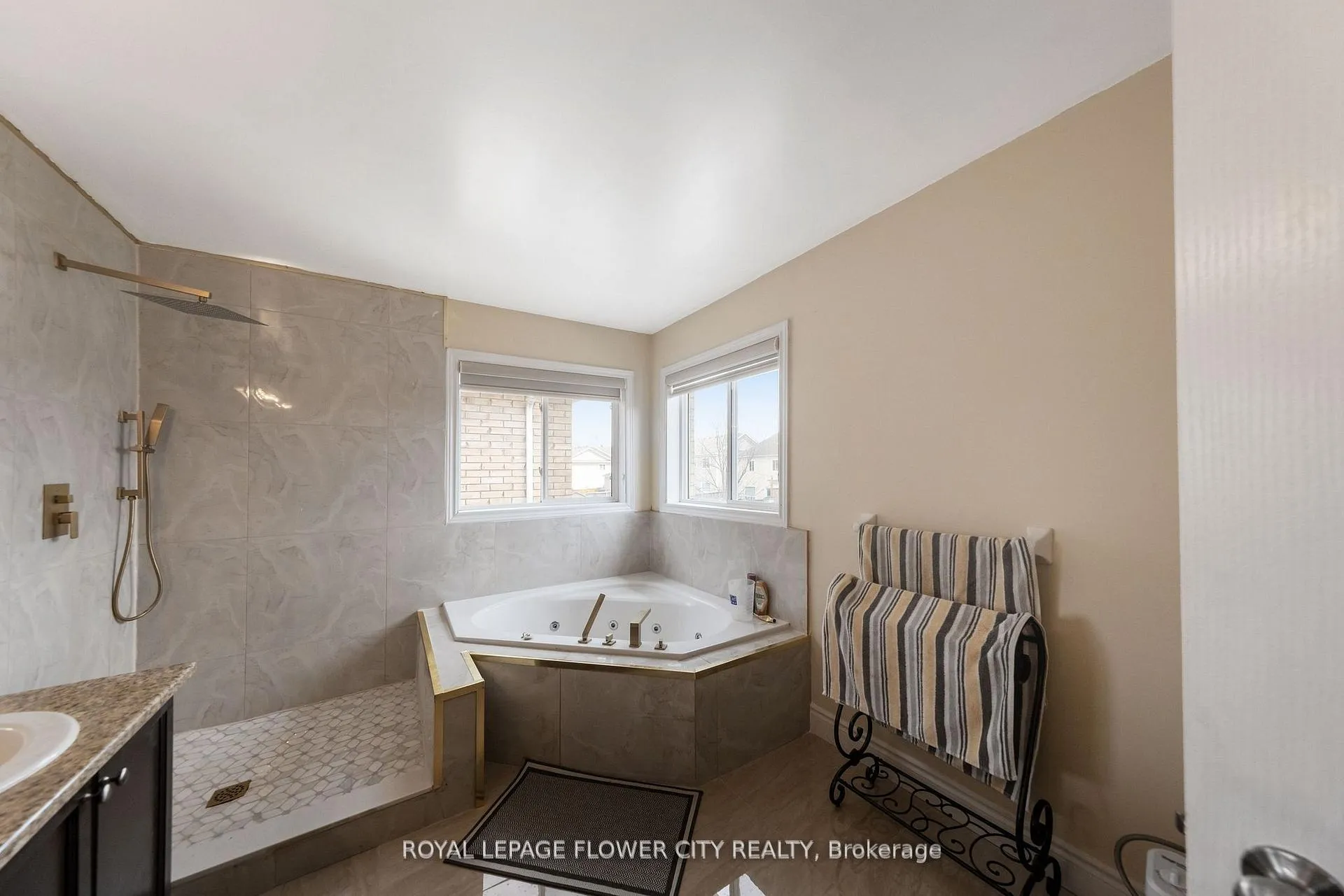 Photo 34 of 889 O' Reilly Crescent, Shelburne — HOMEH
