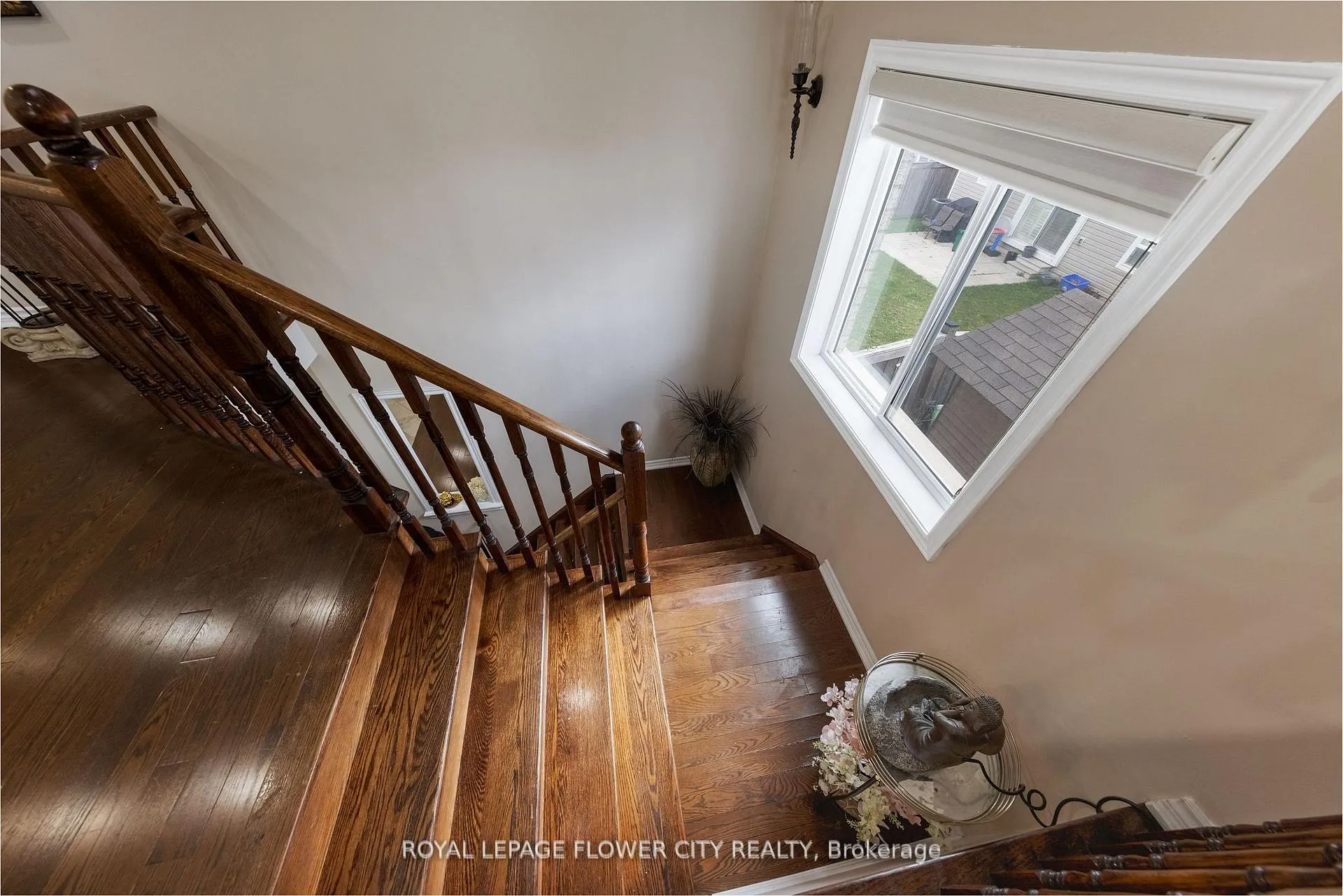 Photo 44 of 889 O' Reilly Crescent, Shelburne — HOMEH