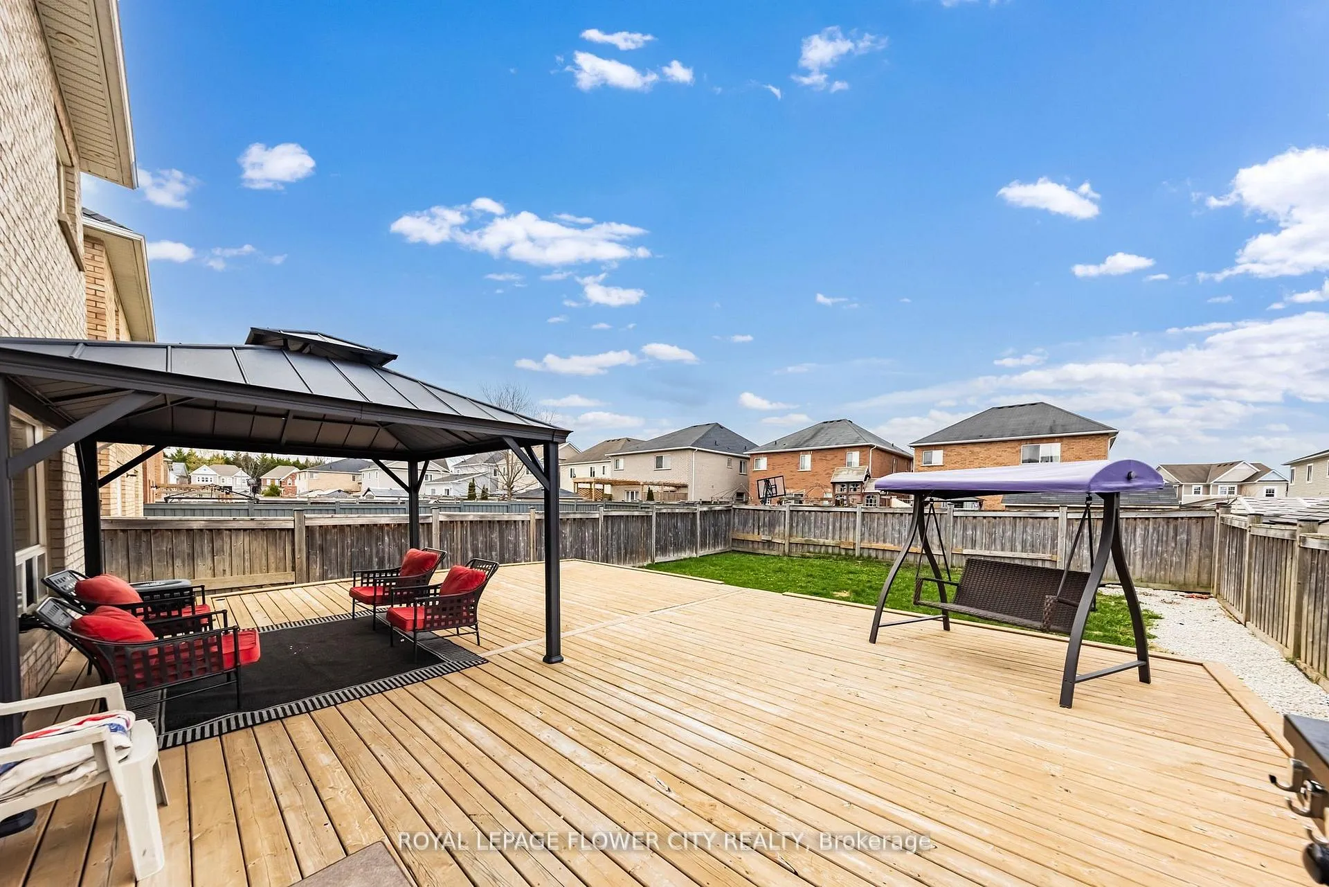 Photo 37 of 889 O' Reilly Crescent, Shelburne — HOMEH