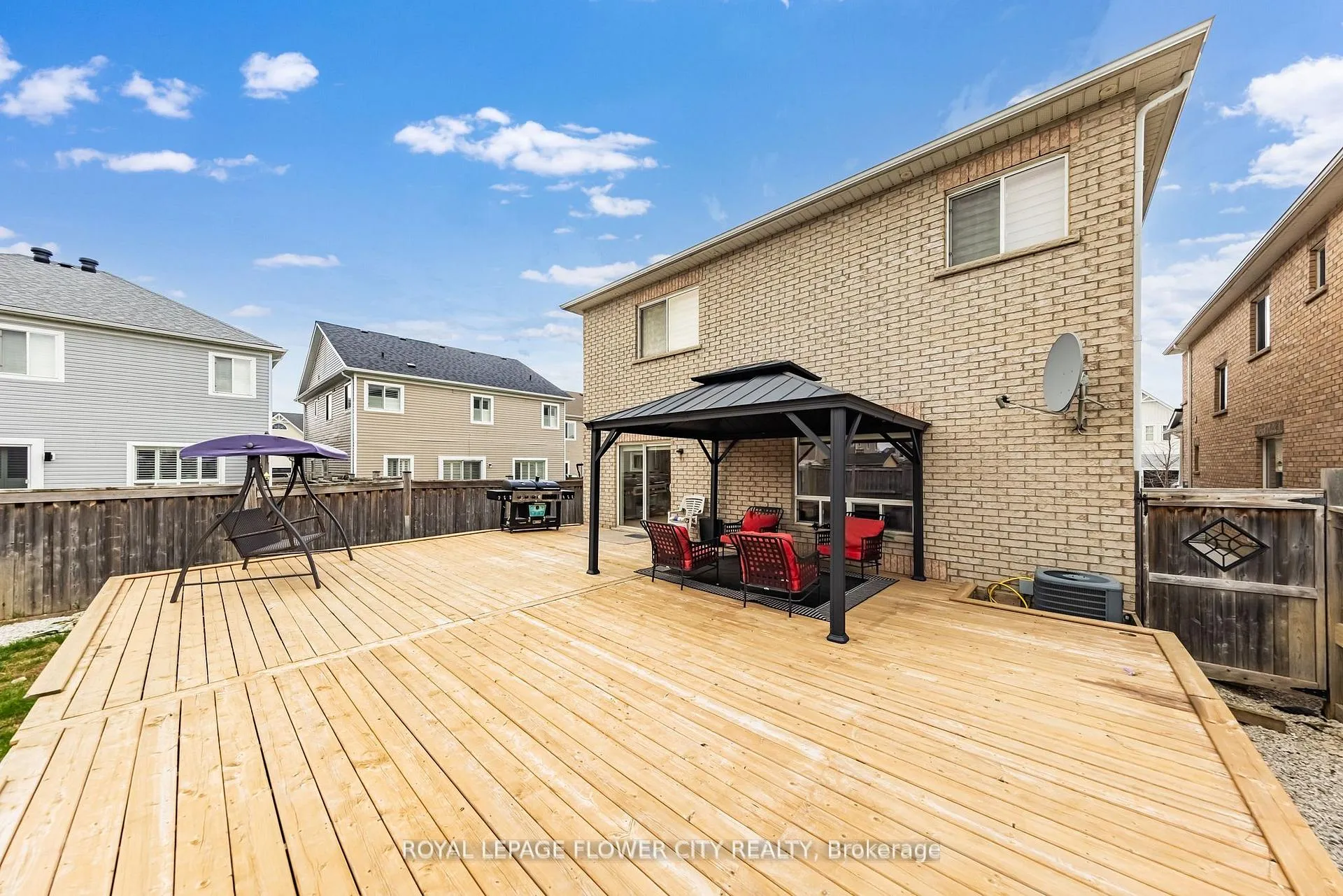 Photo 38 of 889 O' Reilly Crescent, Shelburne — HOMEH