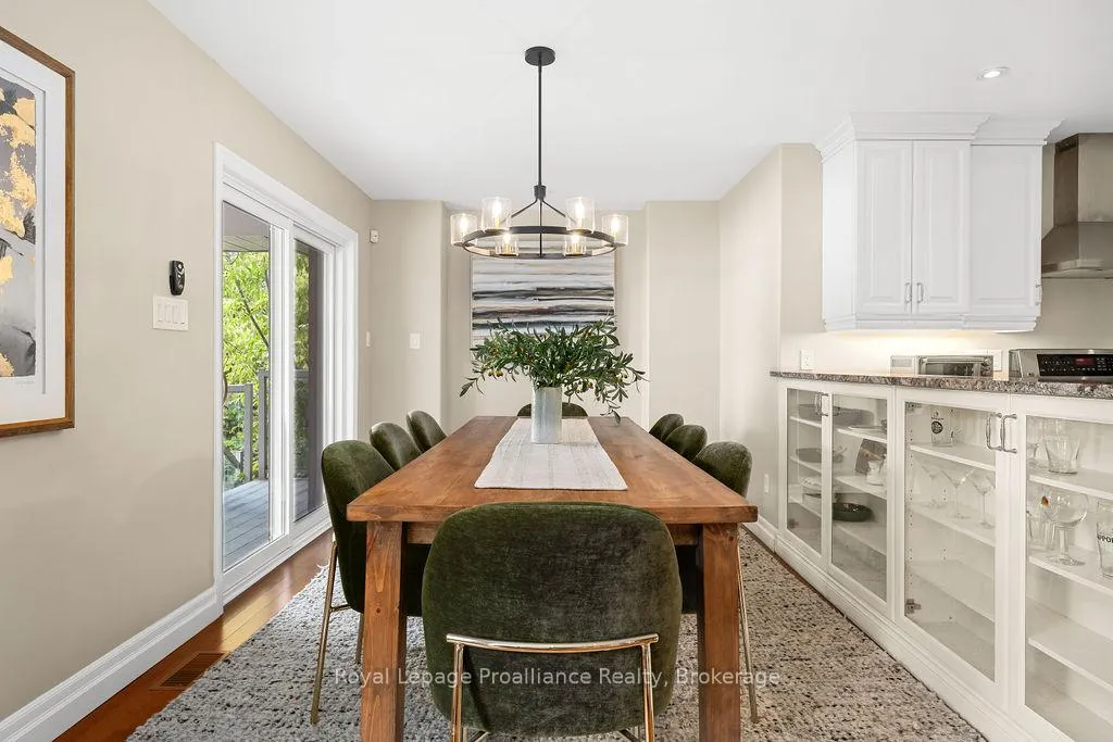 Photo 13 of 30 Hunt Lane, Quinte West, Sidney Ward — HOMEH
