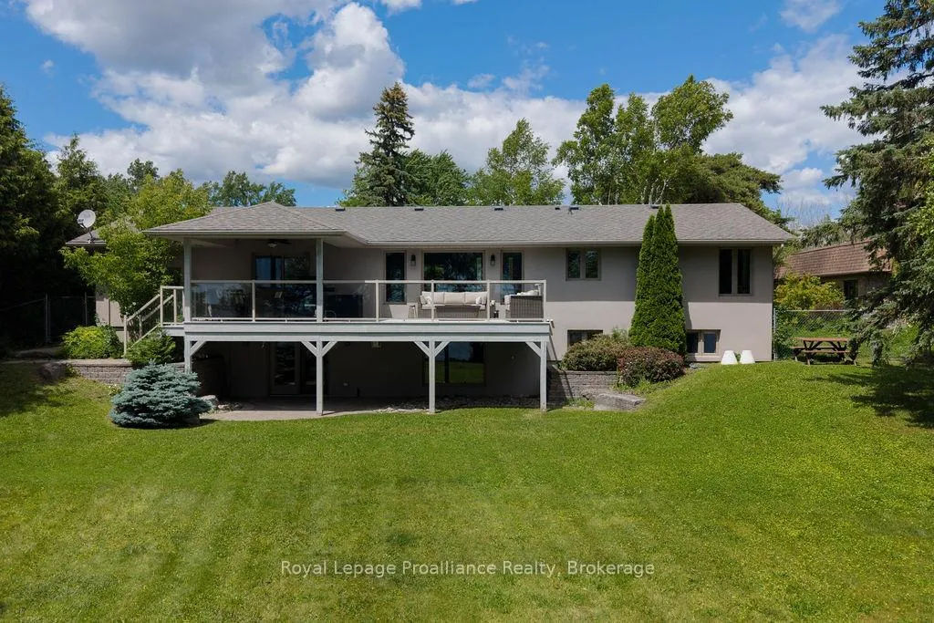 Photo 40 of 30 Hunt Lane, Quinte West, Sidney Ward — HOMEH