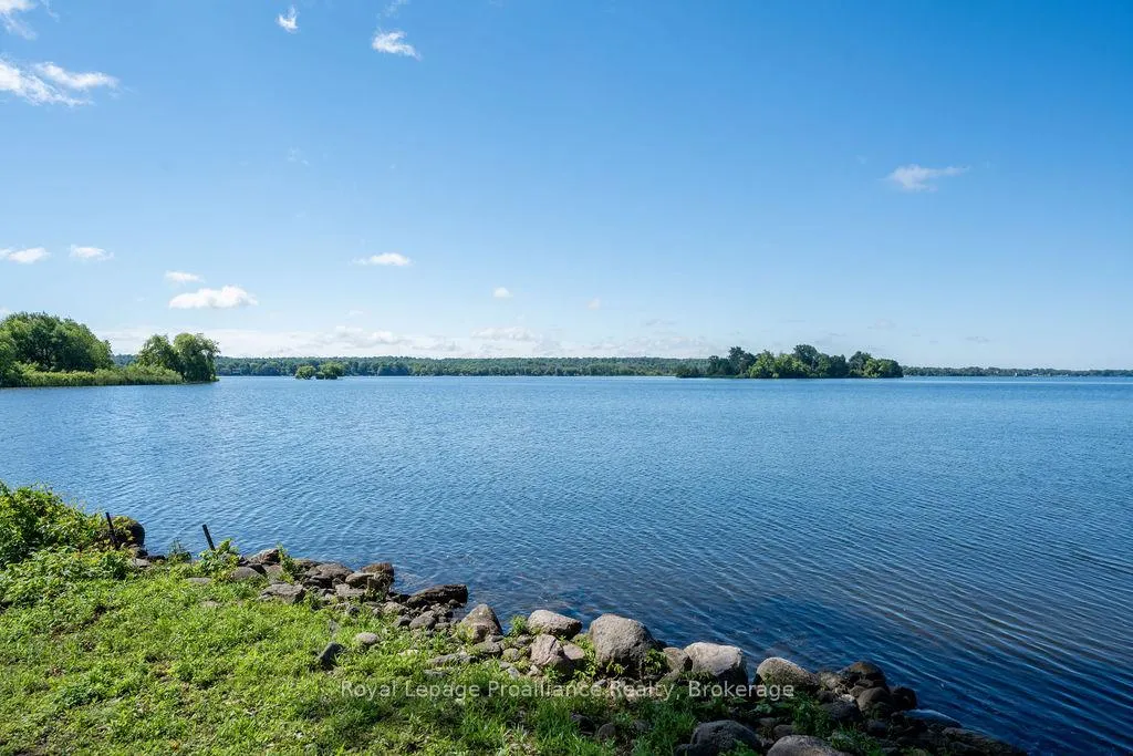 Photo 43 of 30 Hunt Lane, Quinte West, Sidney Ward — HOMEH