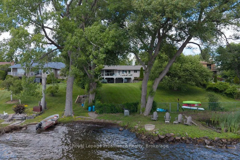 Photo 44 of 30 Hunt Lane, Quinte West, Sidney Ward — HOMEH
