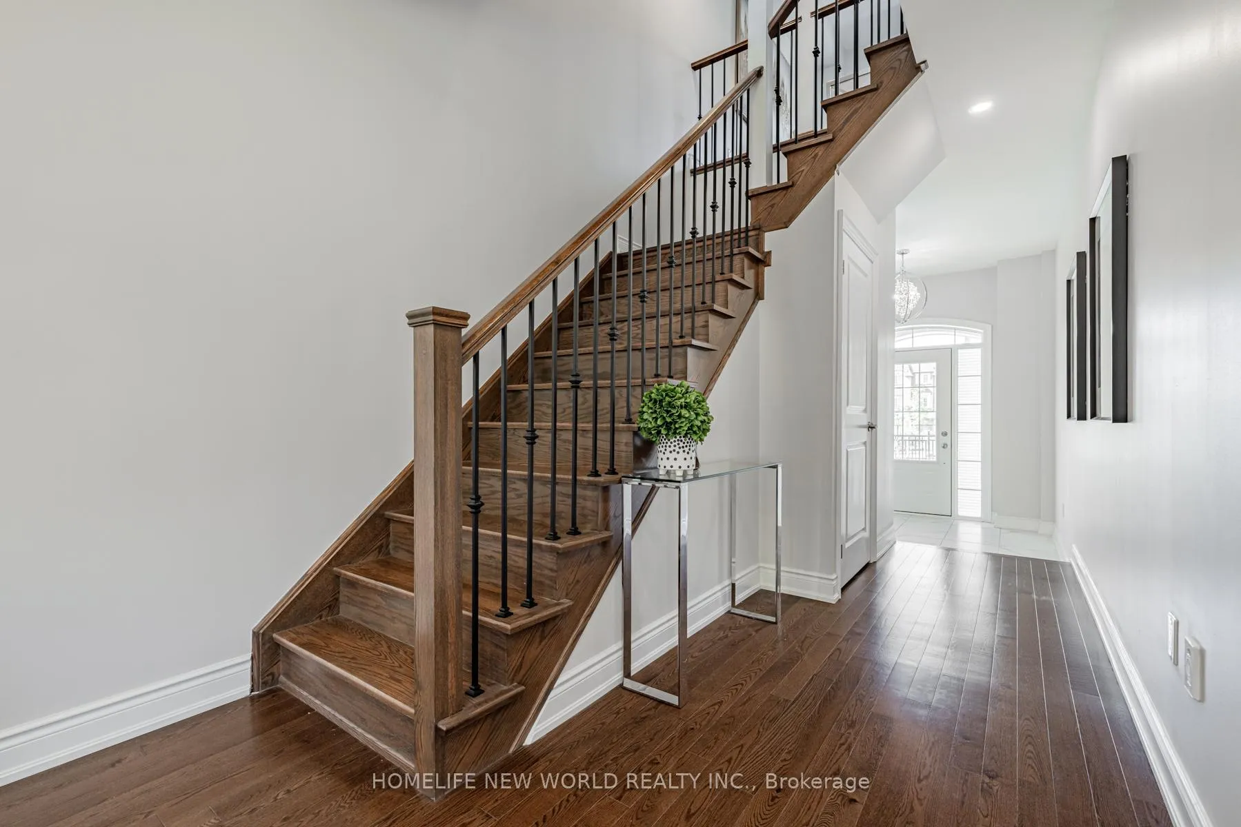Photo 9 of 77 Glazebrook Drive, Vaughan, East Woodbridge — HOMEH