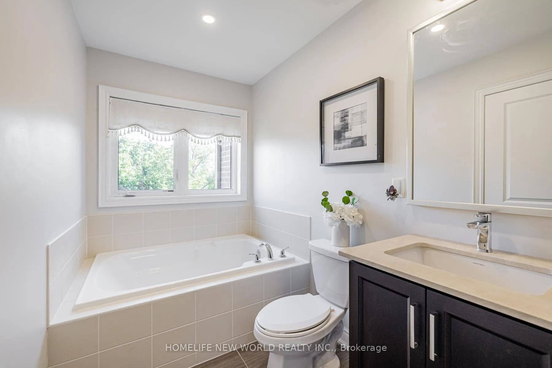 Photo 14 of 77 Glazebrook Drive, Vaughan, East Woodbridge — HOMEH