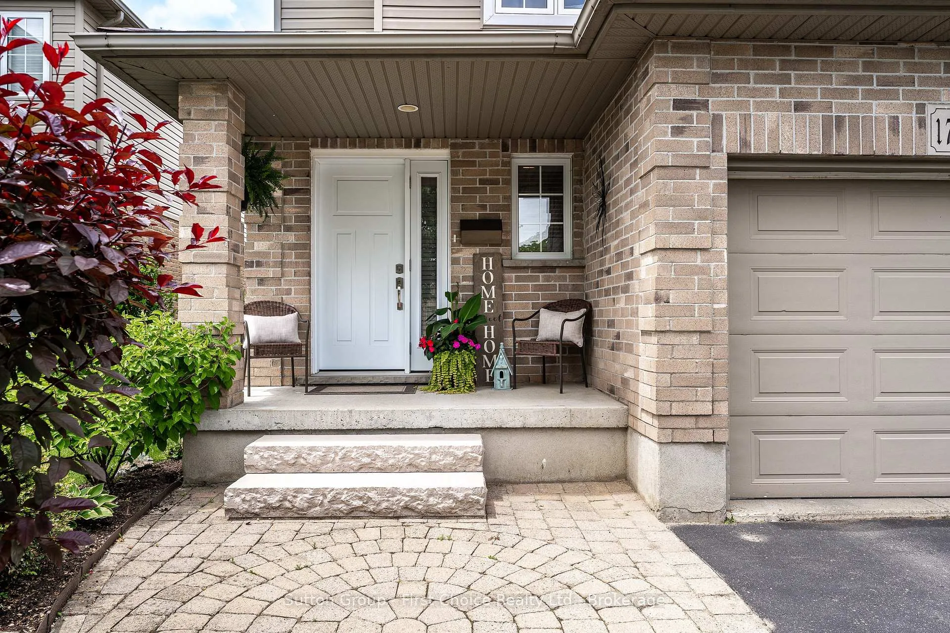 Photo 2 of 175 Franklin Drive, Stratford — HOMEH