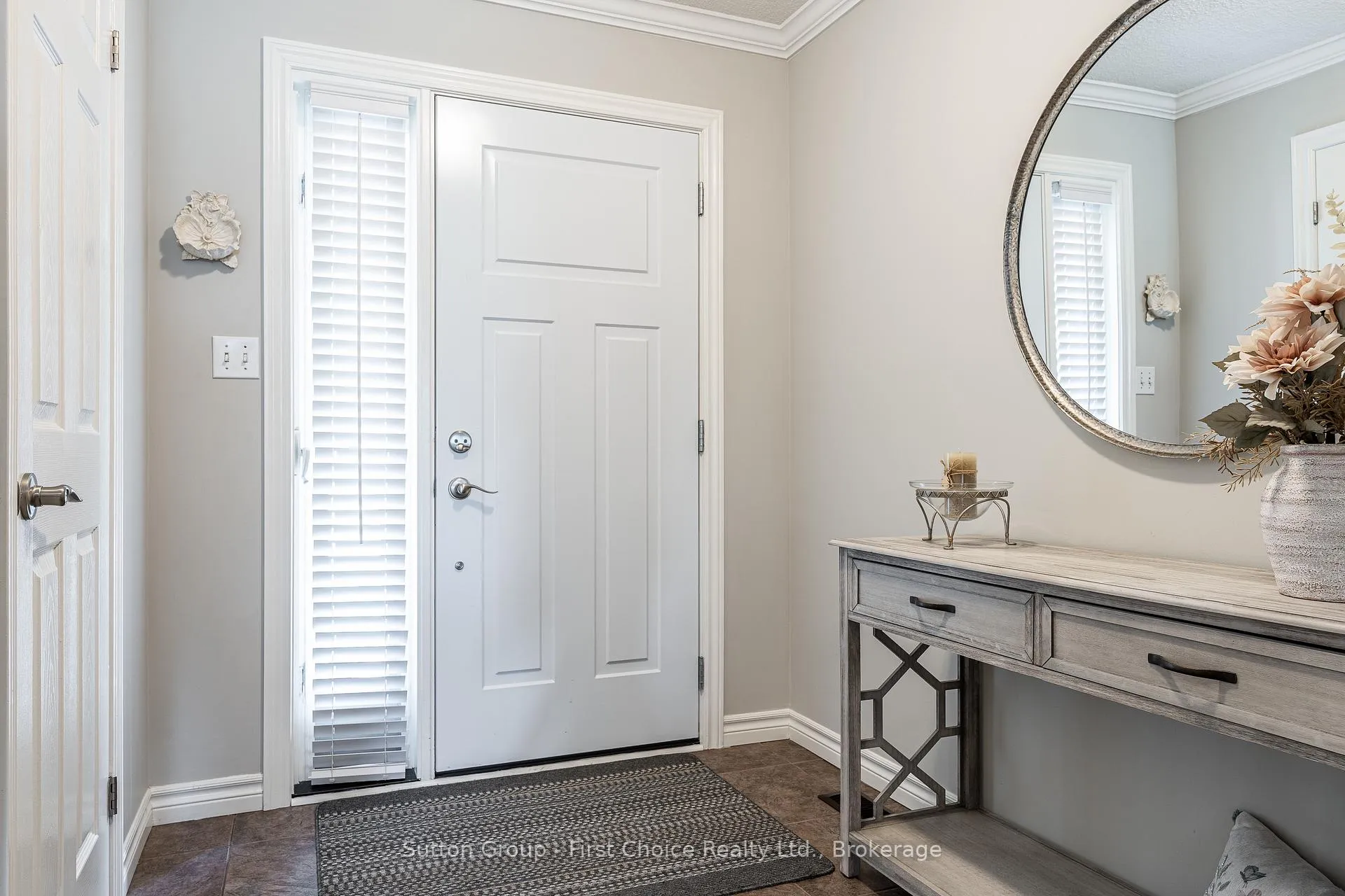 Photo 5 of 175 Franklin Drive, Stratford — HOMEH