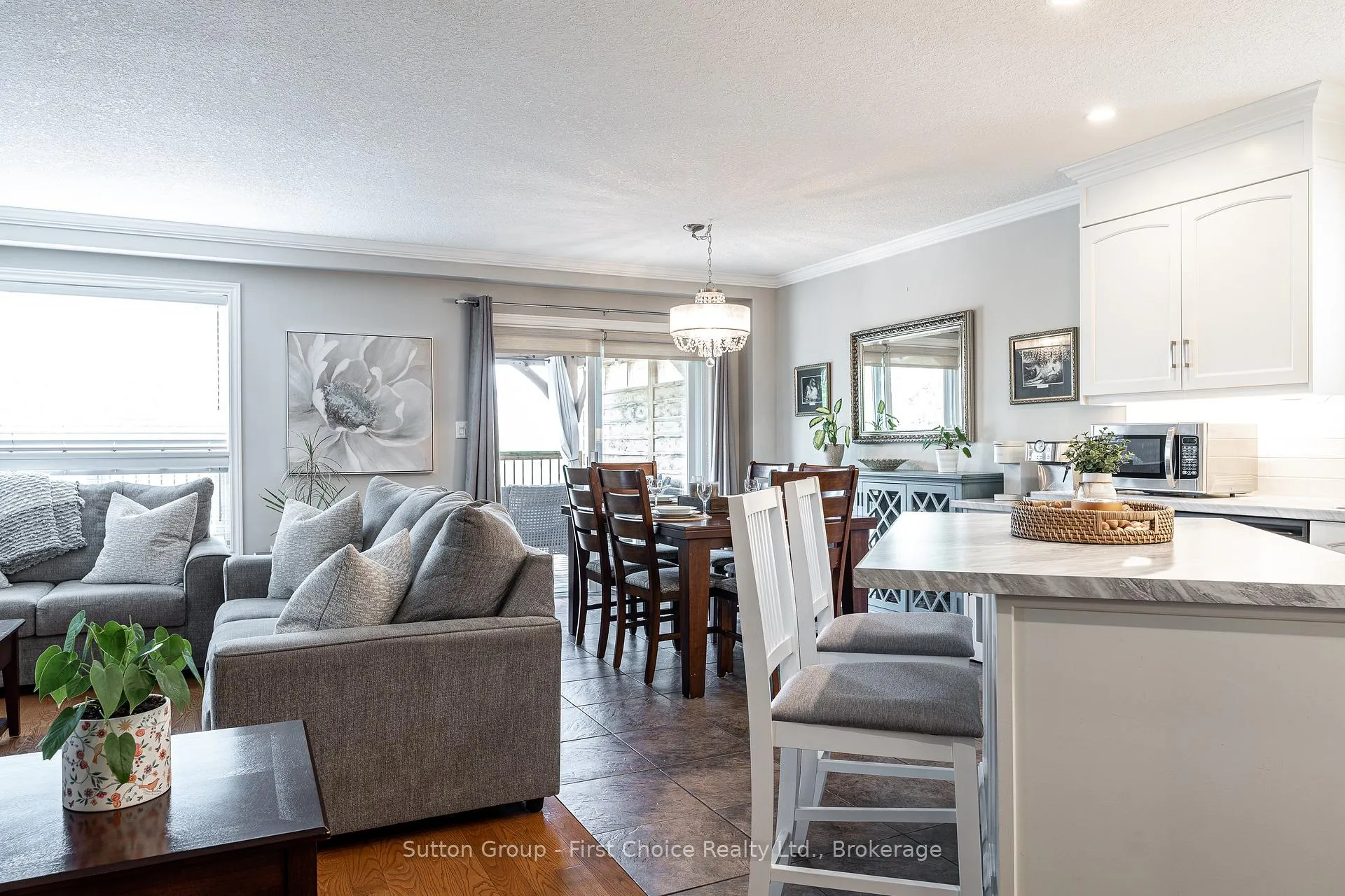 Photo 7 of 175 Franklin Drive, Stratford — HOMEH