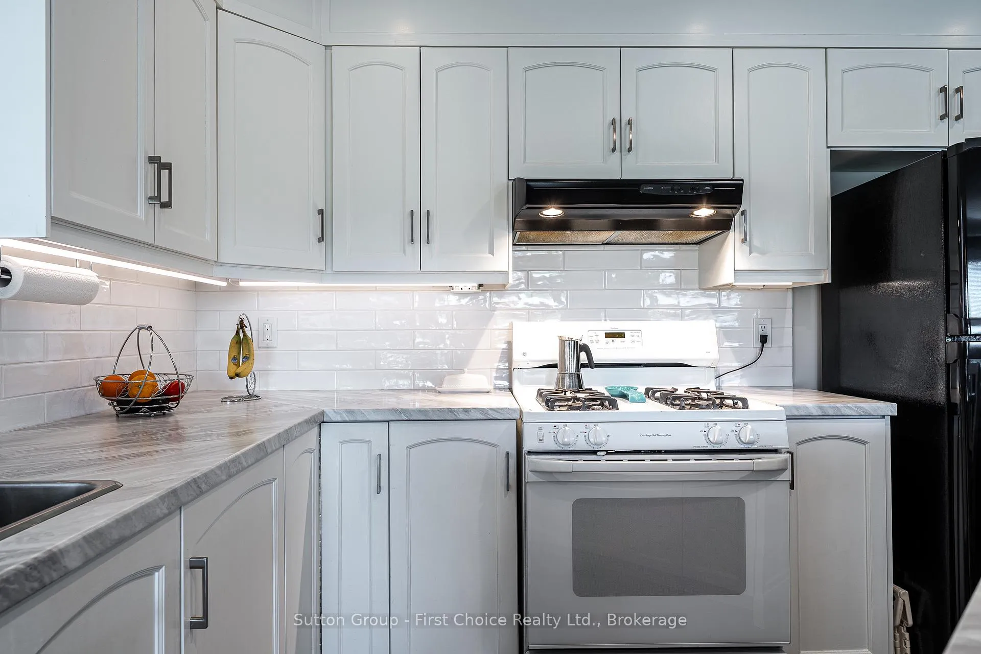 Photo 10 of 175 Franklin Drive, Stratford — HOMEH