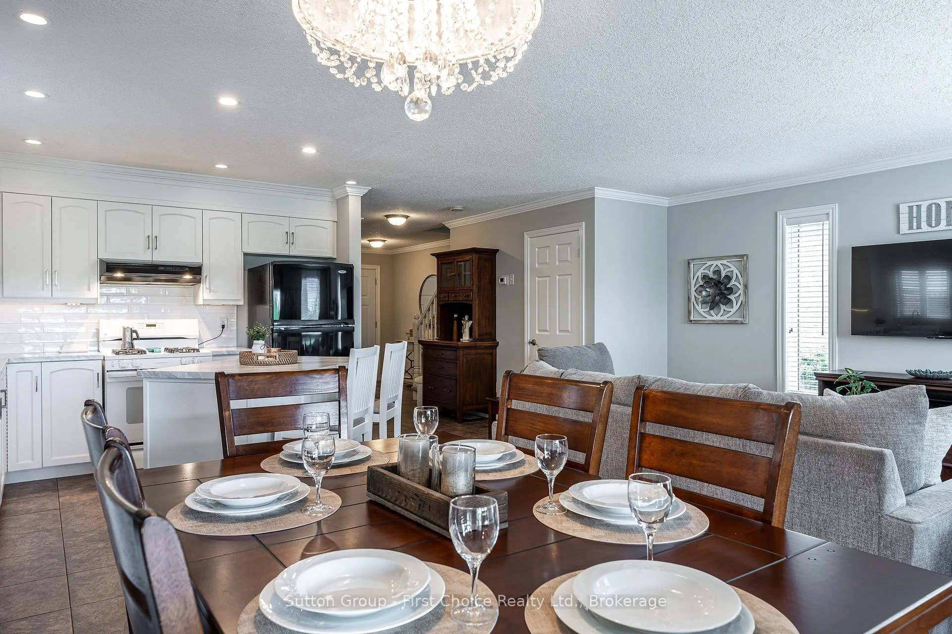 Photo 14 of 175 Franklin Drive, Stratford — HOMEH