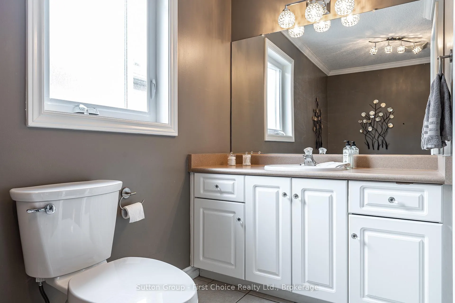 Photo 27 of 175 Franklin Drive, Stratford — HOMEH