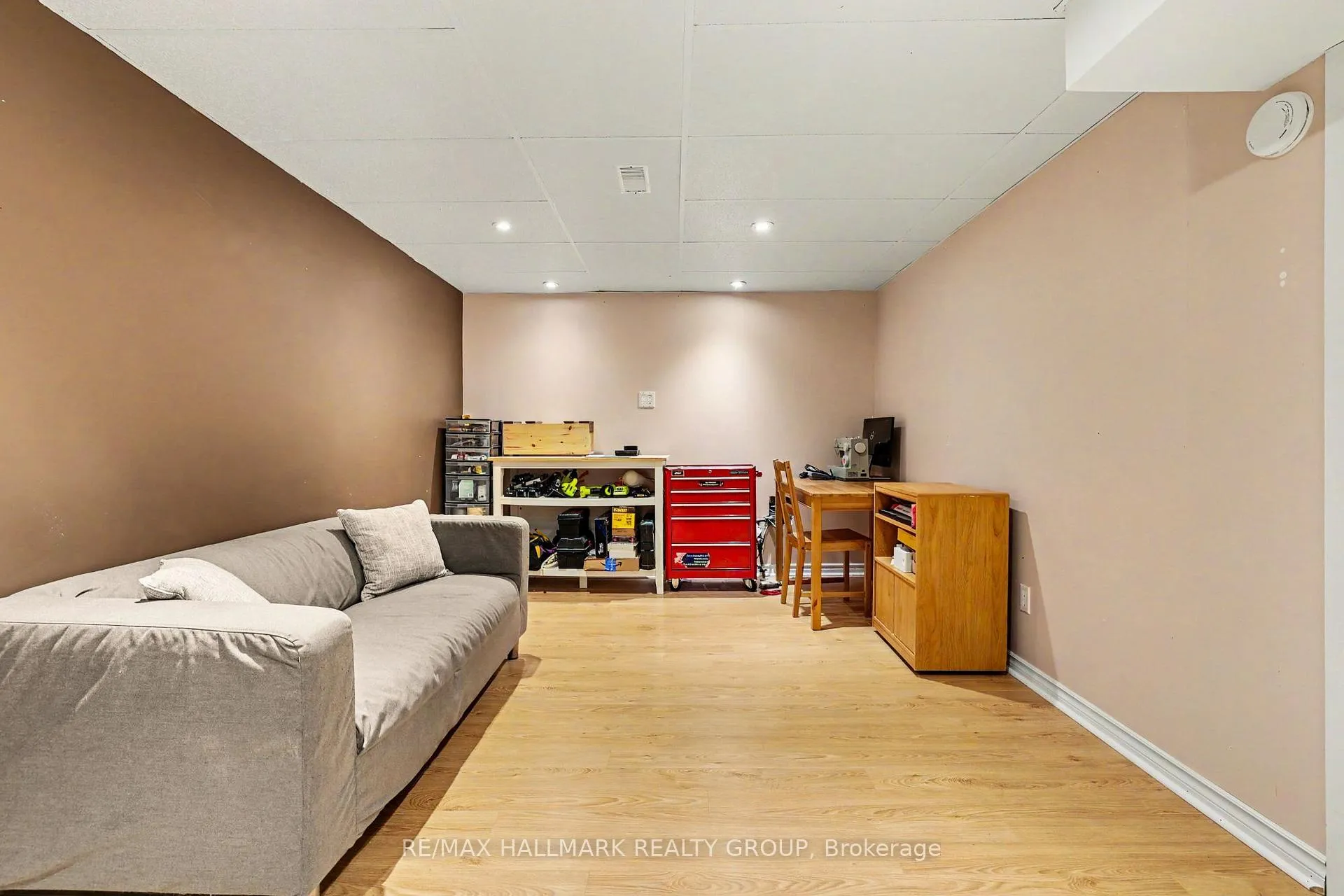 Photo 22 of 33 Newbury Avenue, Ottawa, Borden Farm/Stewart Farm/Carleton Heights/Parkwood Hills — HOMEH
