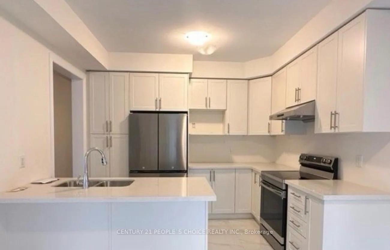 Photo 5 of 303 Fleetwood Drive, Oshawa, Eastdale — HOMEH