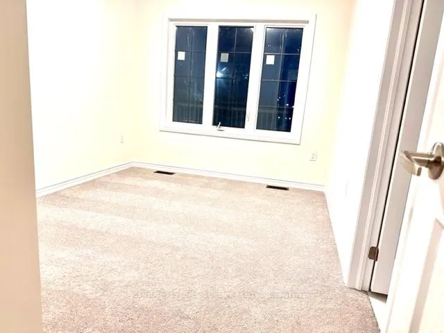 Photo 9 of 303 Fleetwood Drive, Oshawa, Eastdale — HOMEH