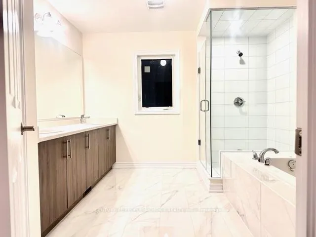 Photo 19 of 303 Fleetwood Drive, Oshawa, Eastdale — HOMEH