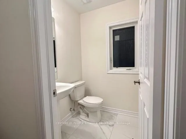 Photo 21 of 303 Fleetwood Drive, Oshawa, Eastdale — HOMEH