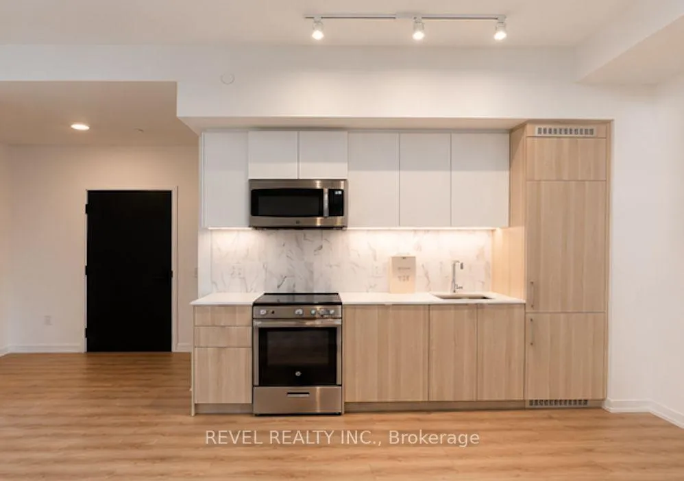 Front of Unit 321, 500 Dupont Street