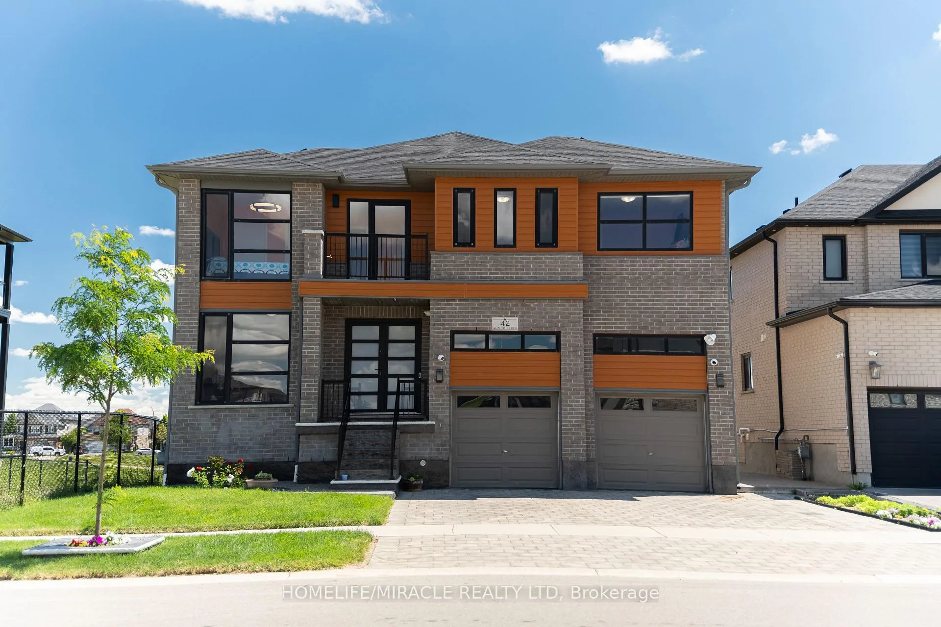 Photo of 42 Grandville Circle