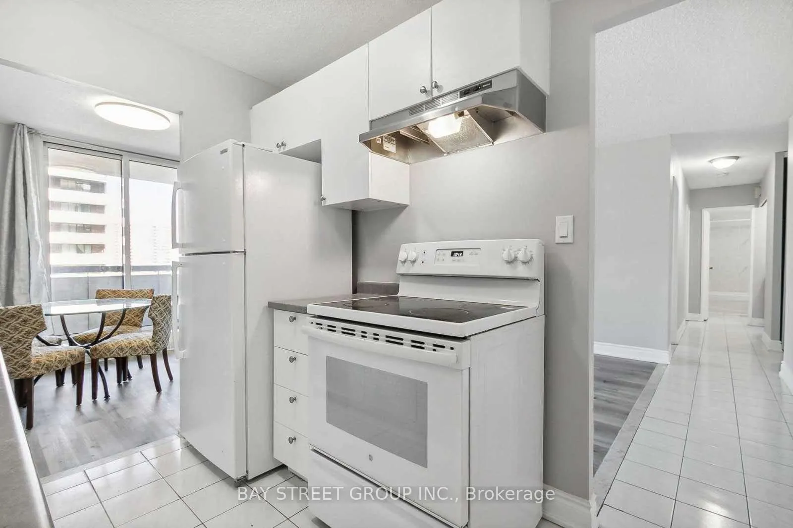 Photo 8 of Unit 1006, 1250 Bridletowne Circle, Scarborough, L'Amoreaux — HOMEH