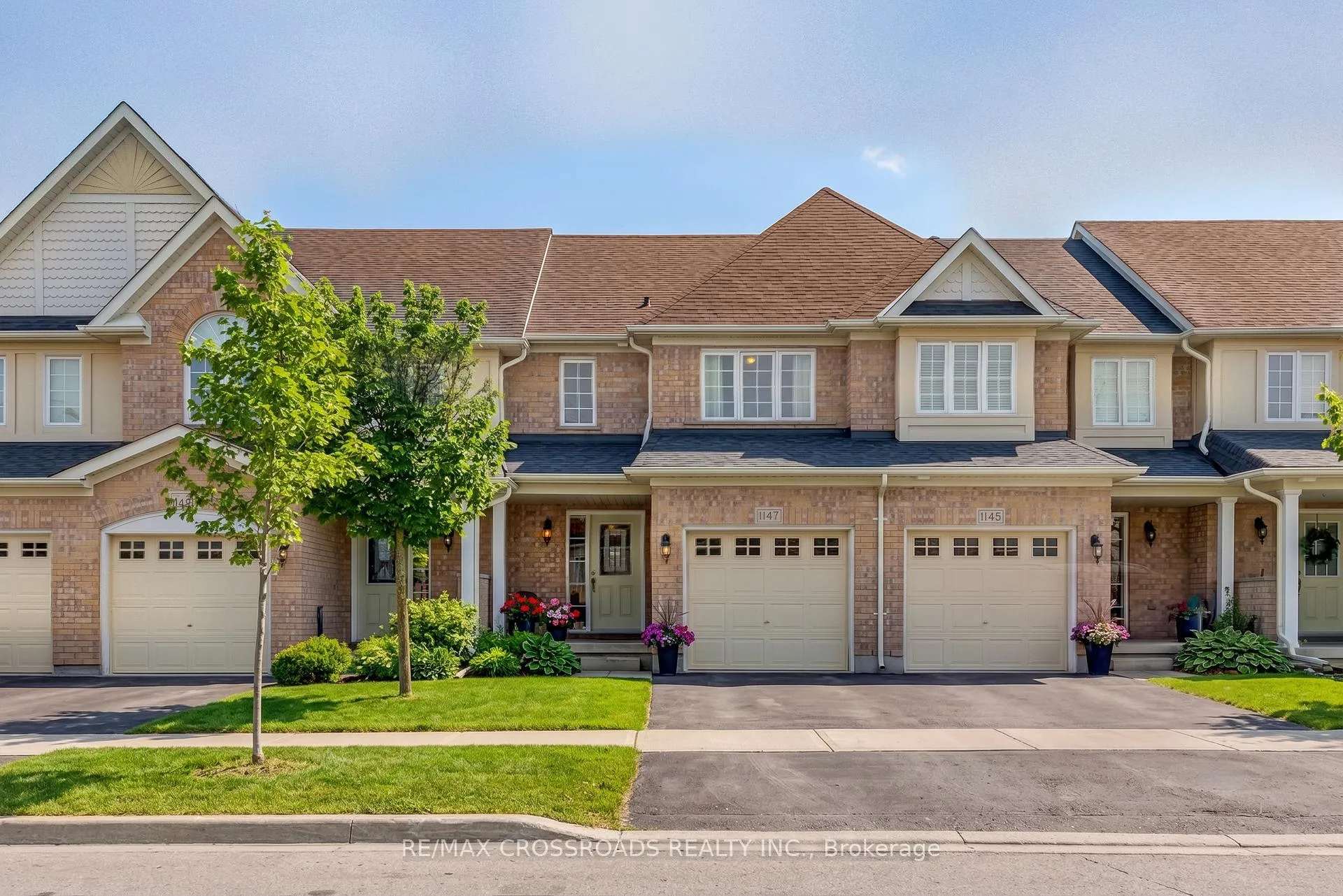 Photo 2 of 1147 Ormond Drive, Oshawa, Samac — HOMEH